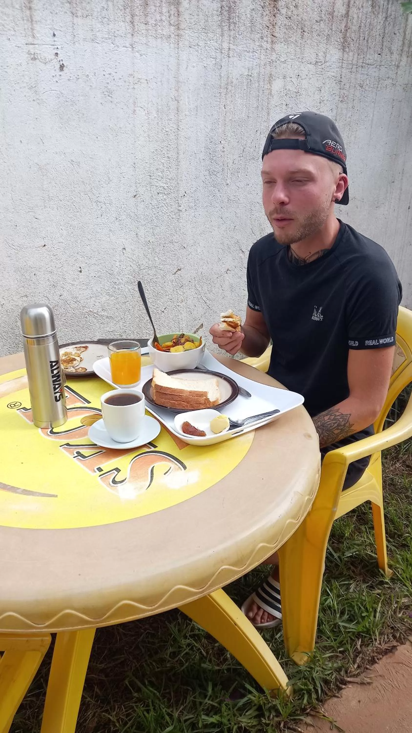 Tommy's Budget Rooms