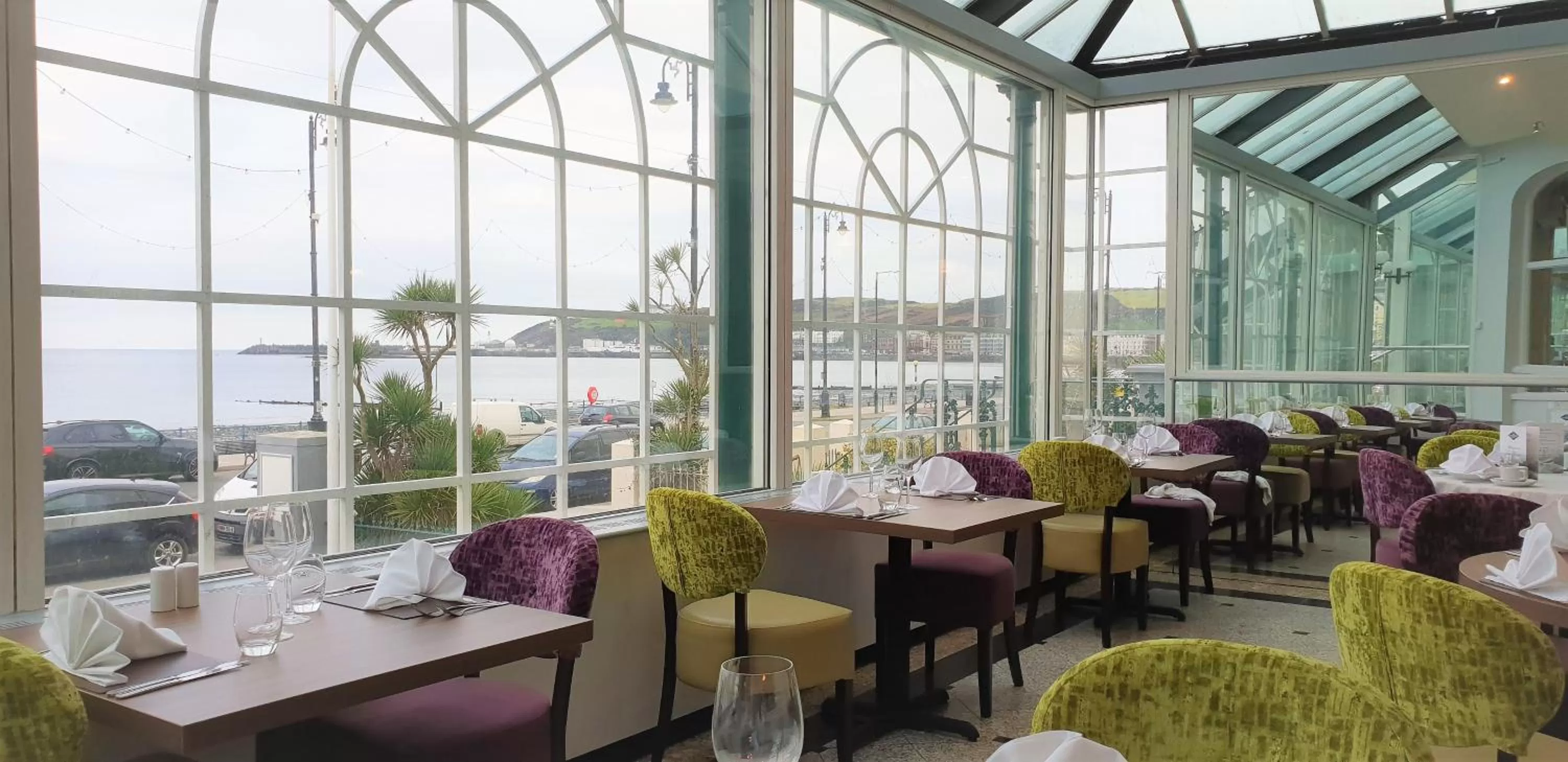 Restaurant/places to eat in The Empress Hotel