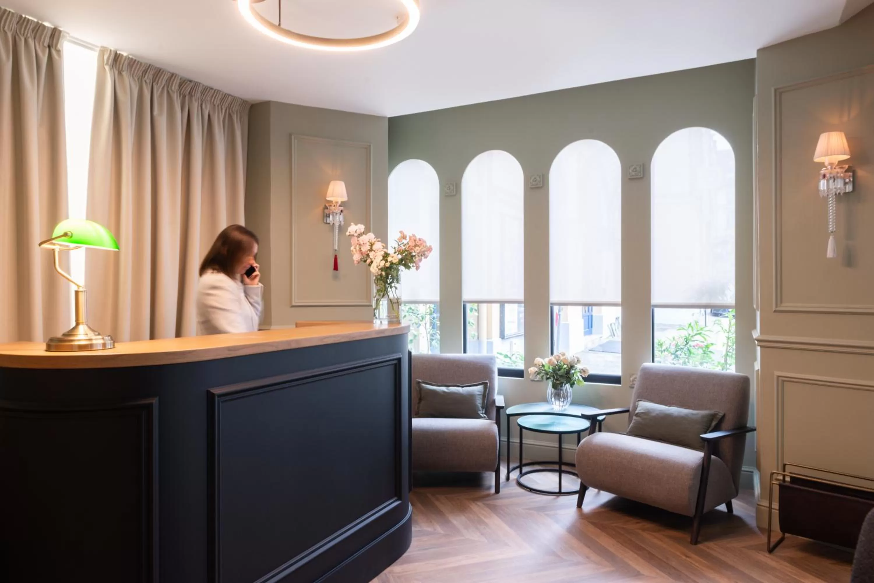 Property building in Hôtel Aston Paris