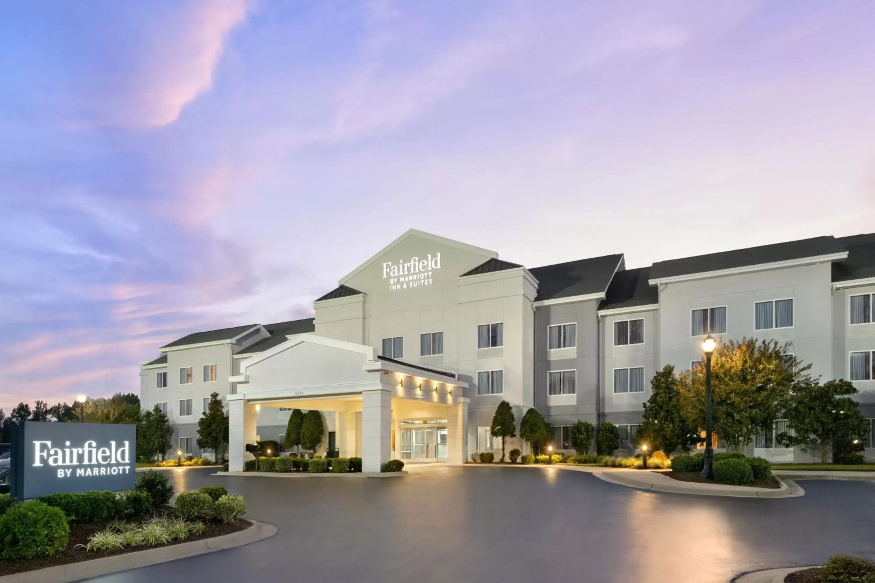 Property Building in Fairfield Inn and Suites Wilson