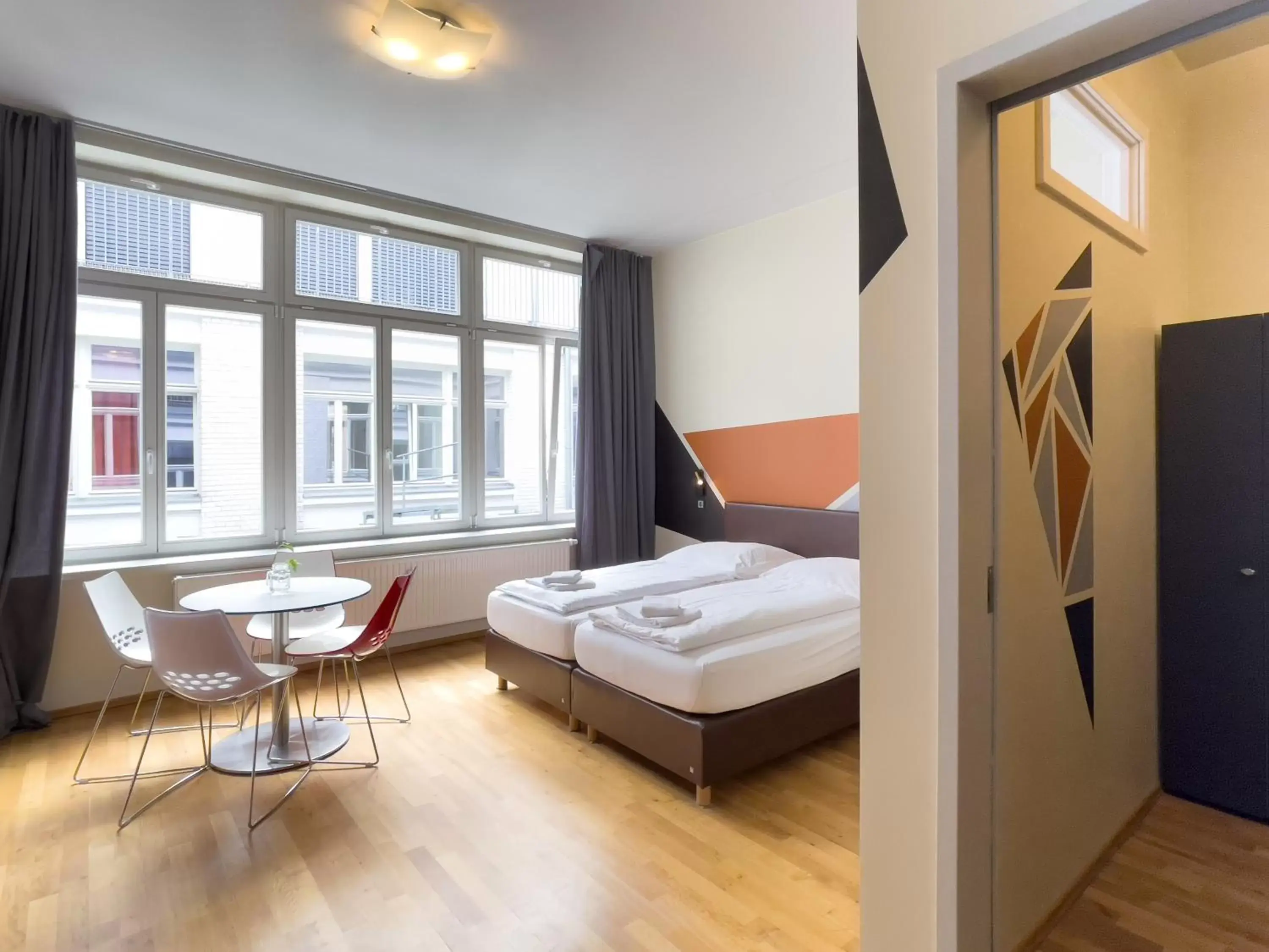 Photo of the whole room, Bed in Five Elements Hostel Leipzig Photo of the whole room, Bed in Five Elements Hostel Leipzig