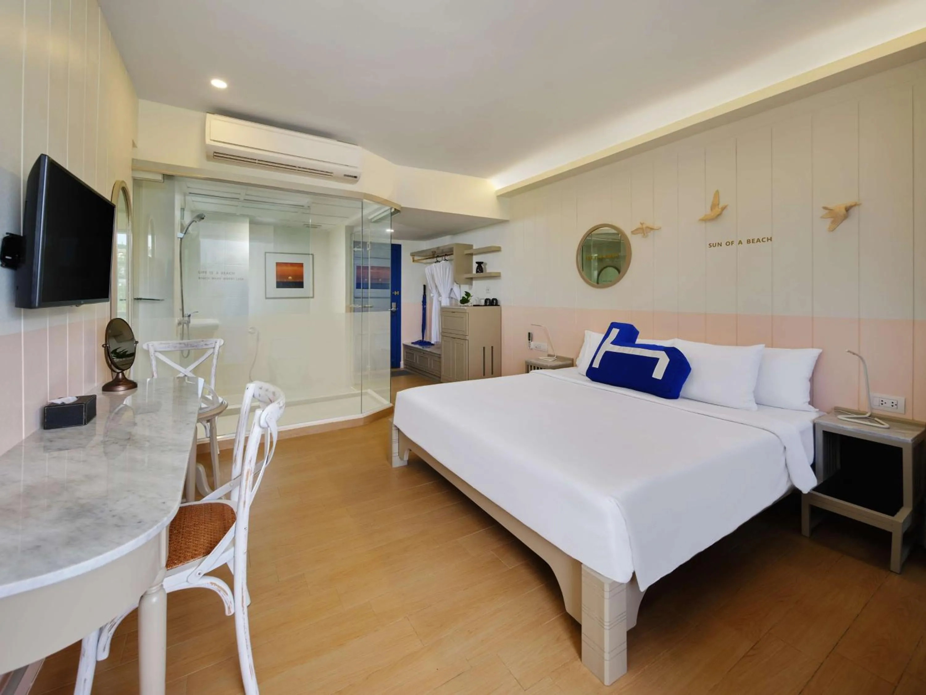 Bedroom, Bed in Homm Bliss Southbeach Patong