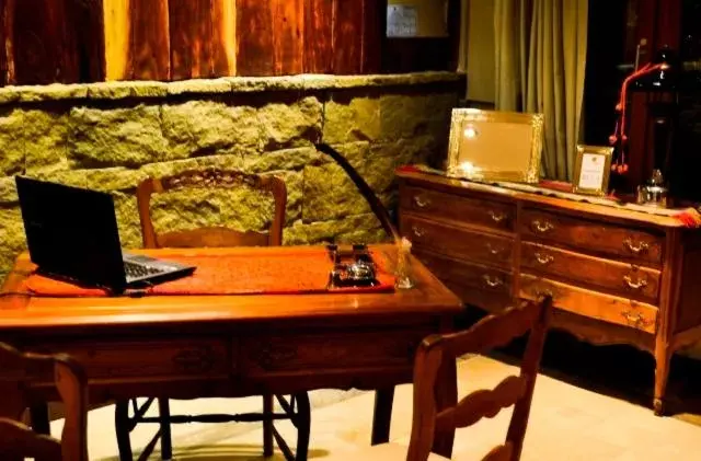 Lobby or reception, Business Area/Conference Room in MadreTierra Patagonia