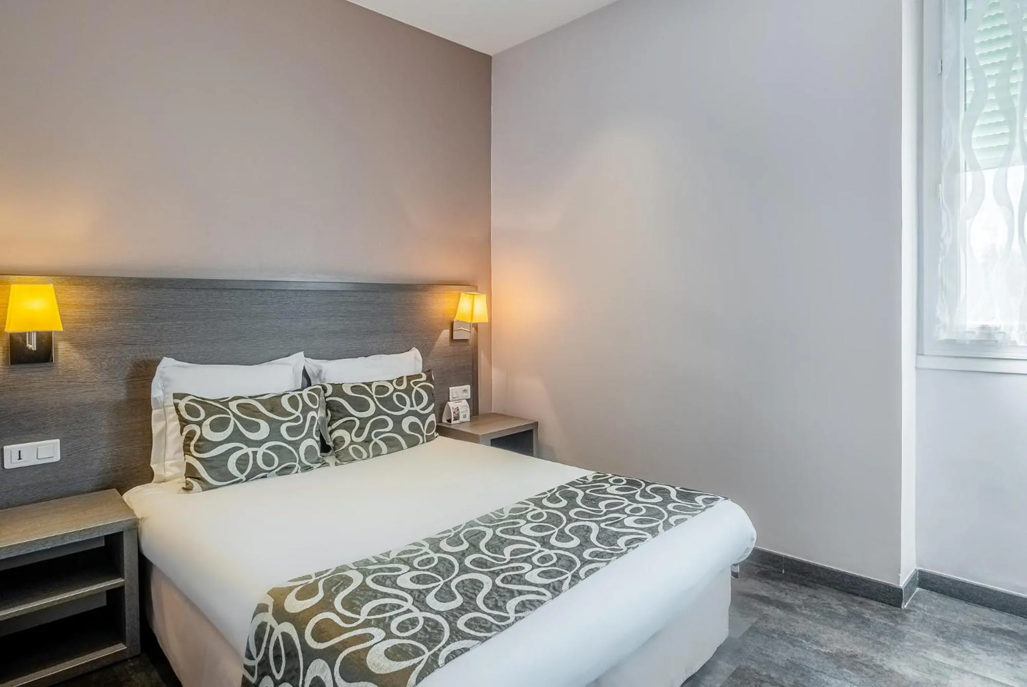 Bed in The Originals City, Hôtel Régina, Périgueux