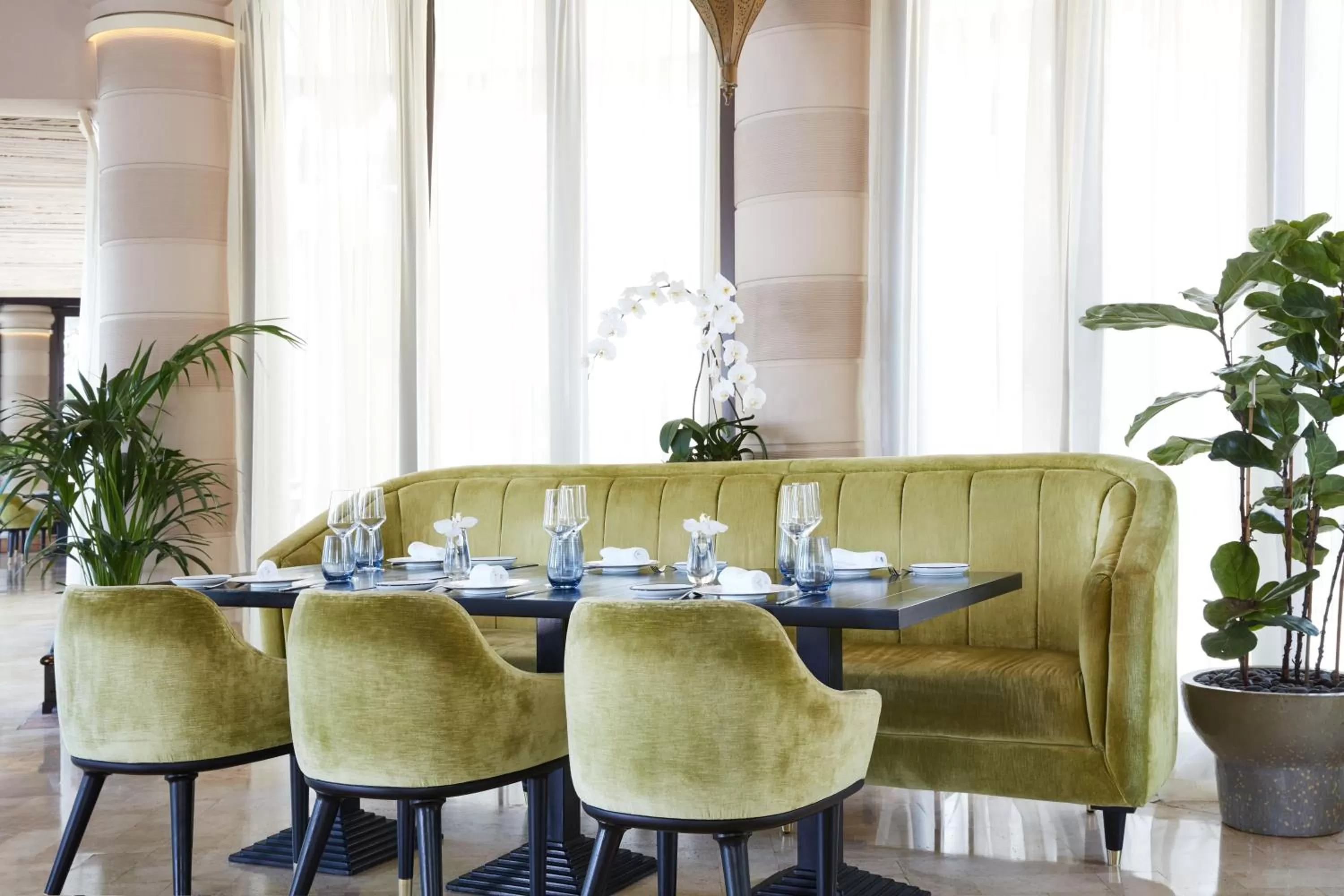 Restaurant/places to eat in Jumeirah Al Qasr Dubai