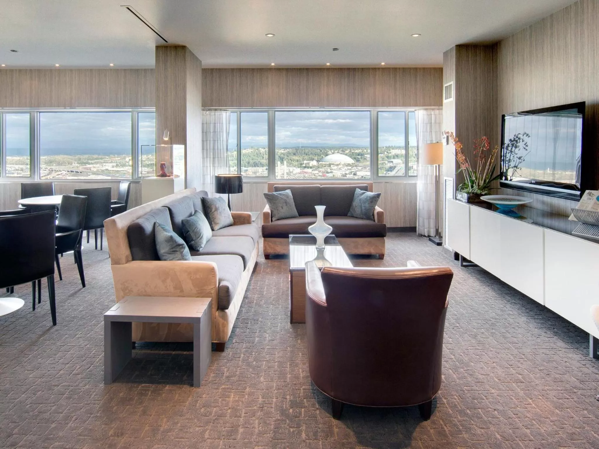 Communal lounge/ TV room in Hotel Murano