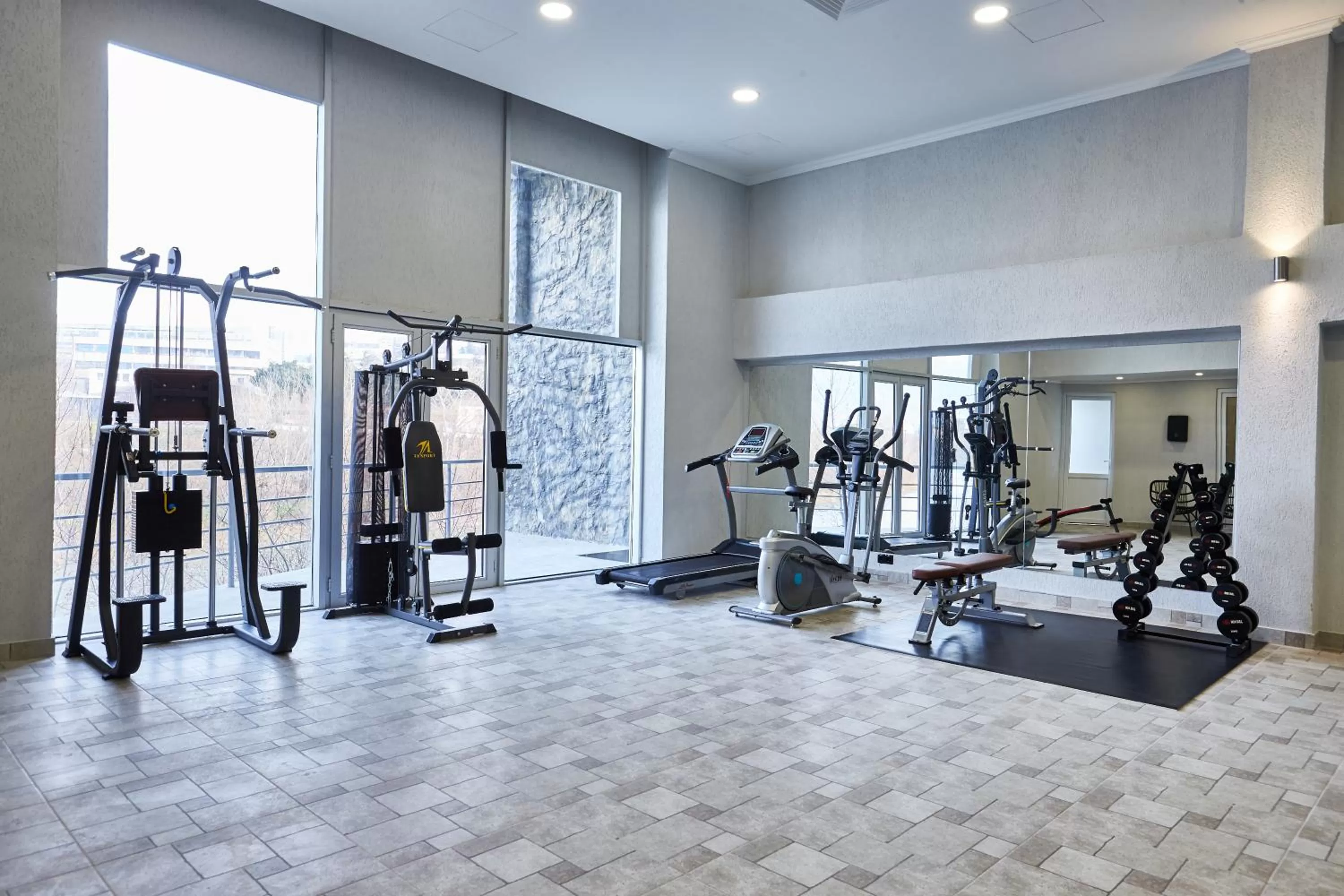 Fitness centre/facilities in Cruise Hotel