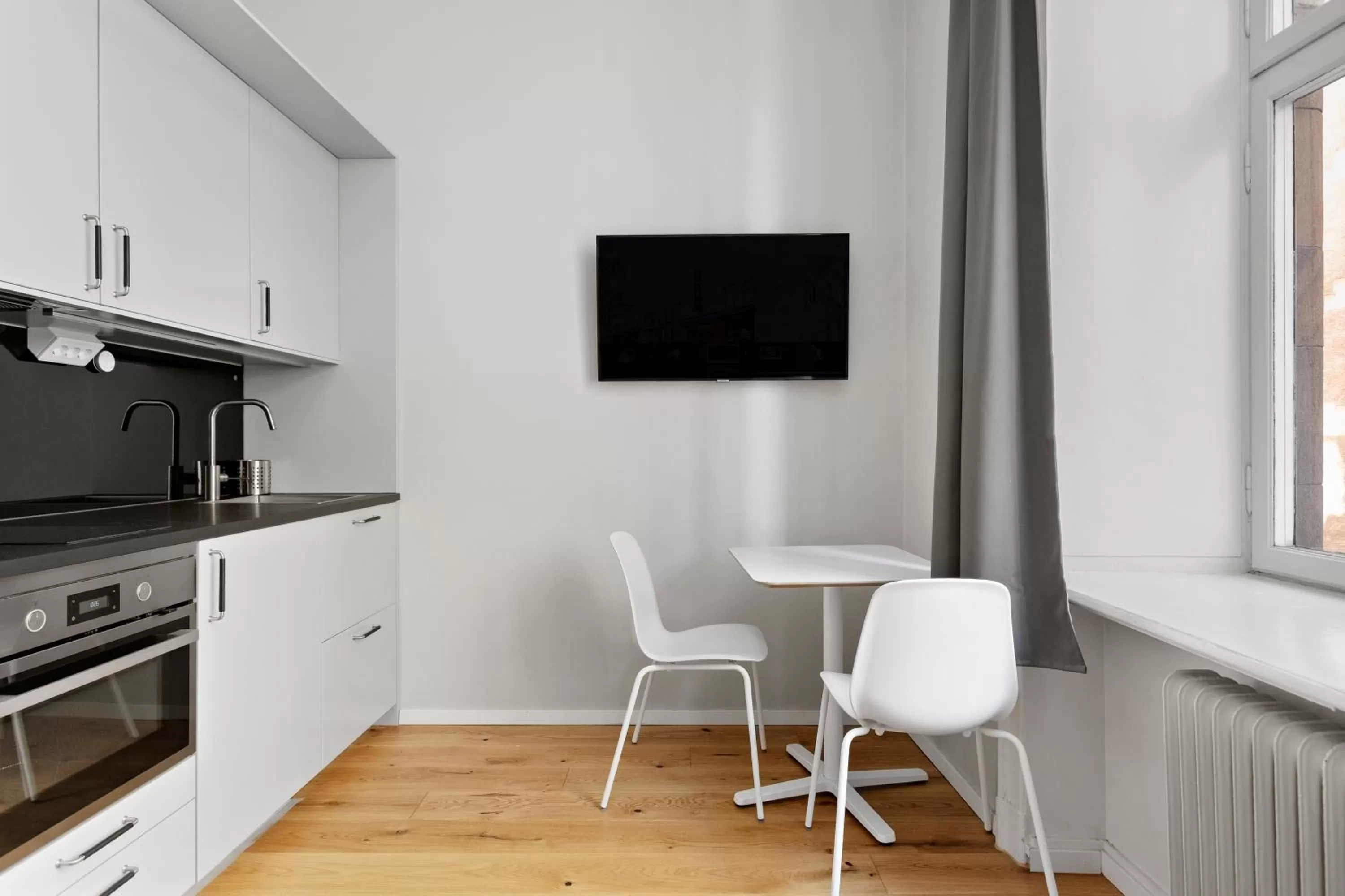 Kitchen or kitchenette in Best Western Hotel at 108