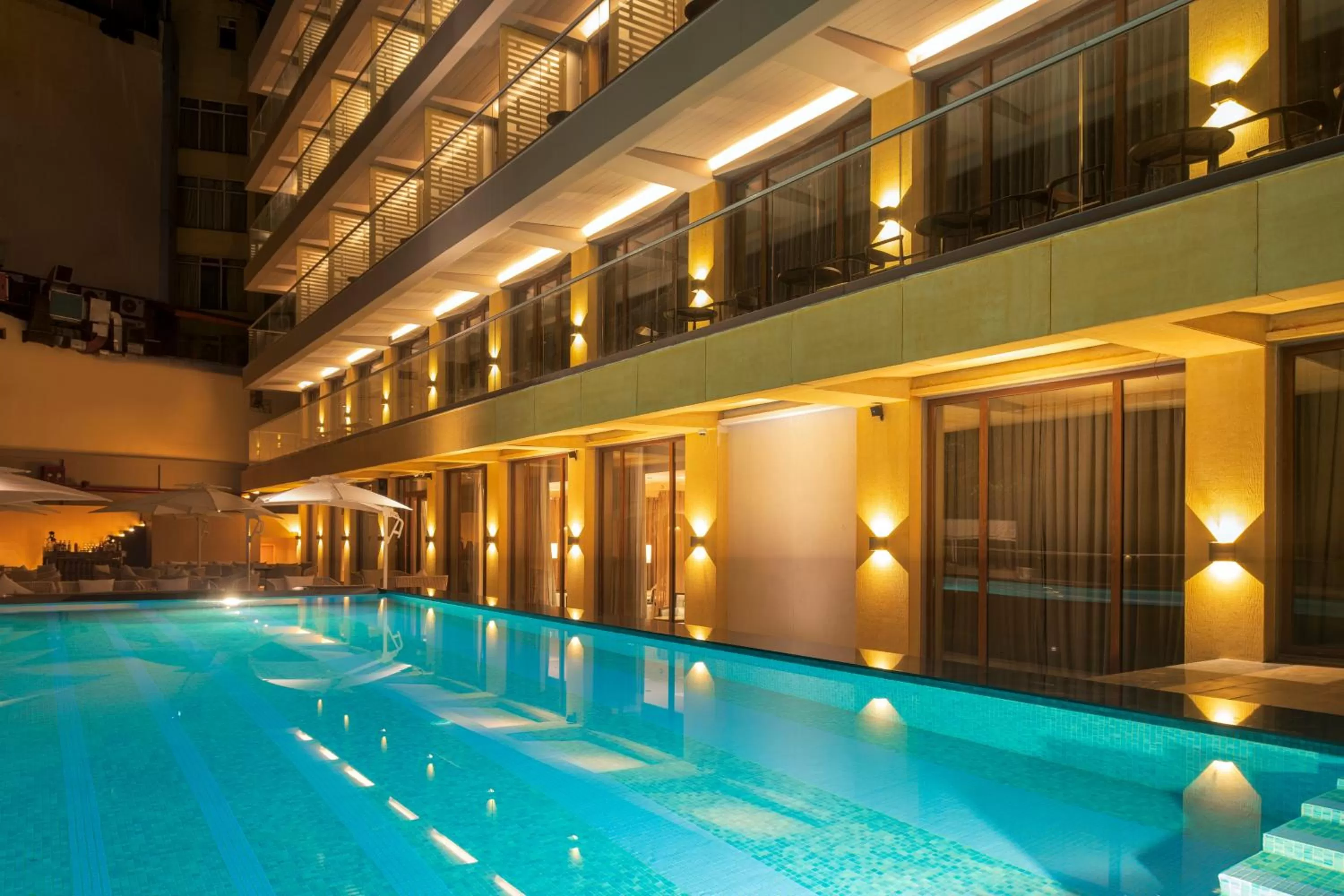 Swimming pool in Modi Yoga Retreat Rishikesh