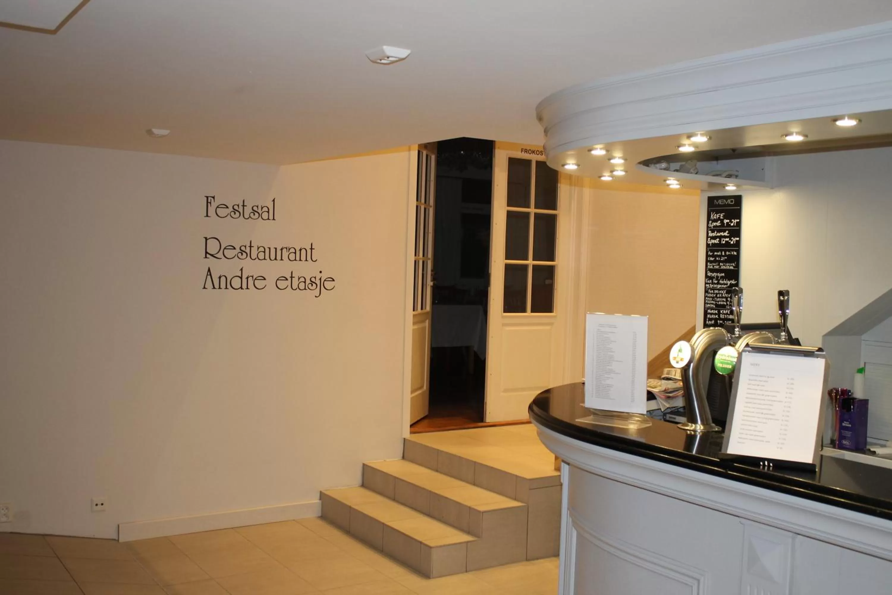 Lounge or bar in Kløver Hotel