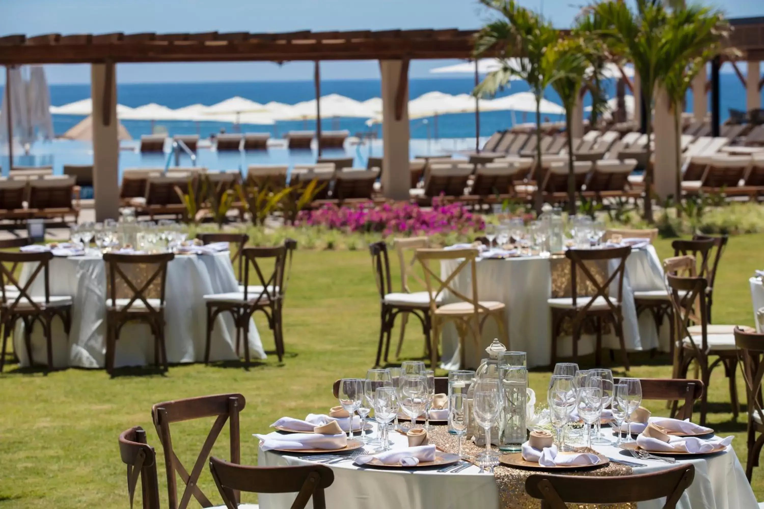 Garden, Restaurant/Places to Eat in Krystal Grand Los Cabos - All Inclusive