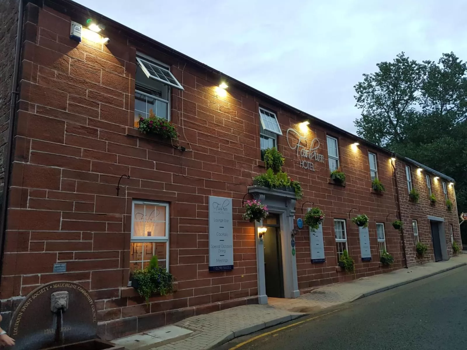 Facade/entrance in The Fairburn Hotel
