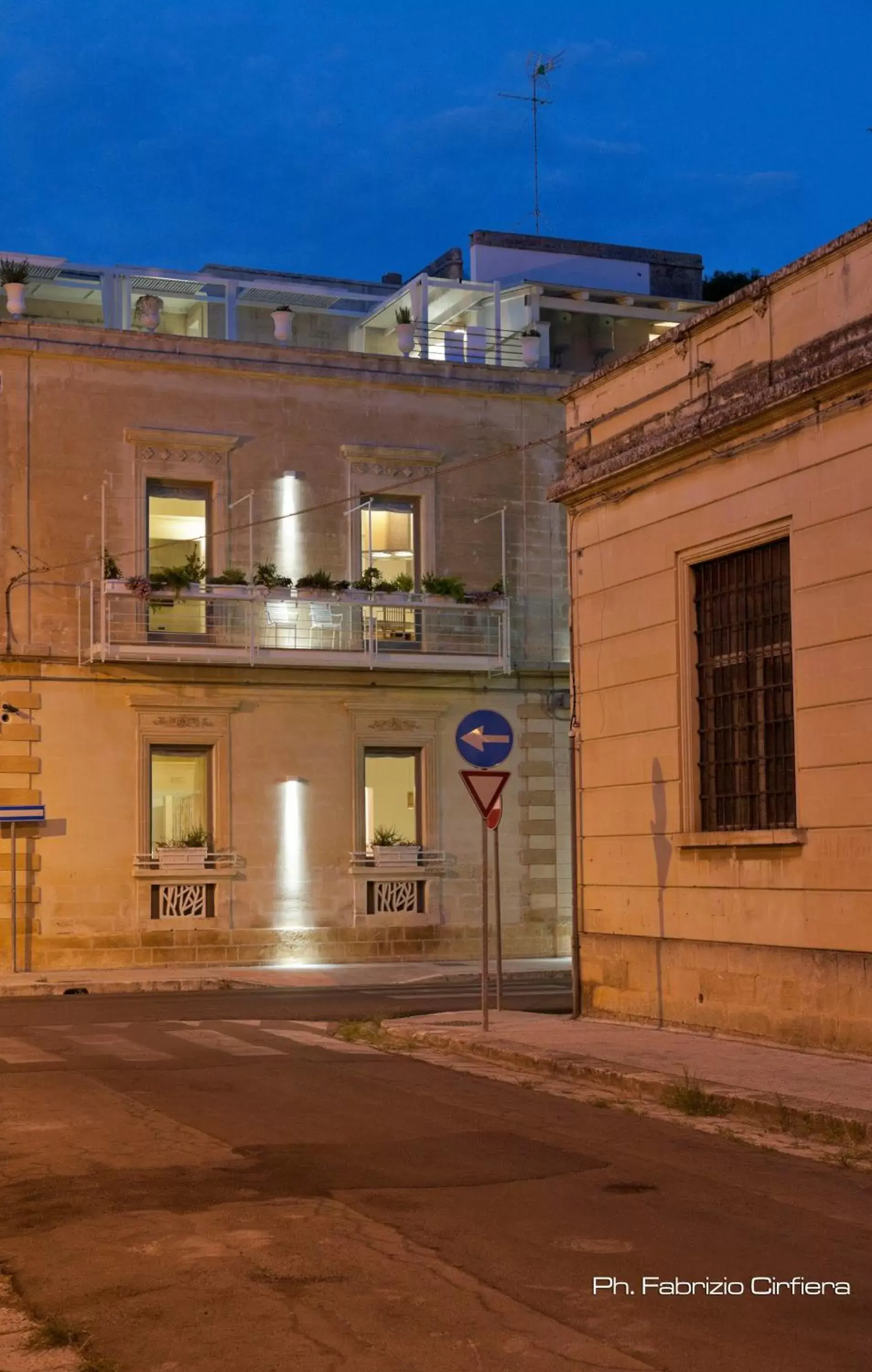 Facade/entrance, Property Building in Palazzo Dei Dondoli