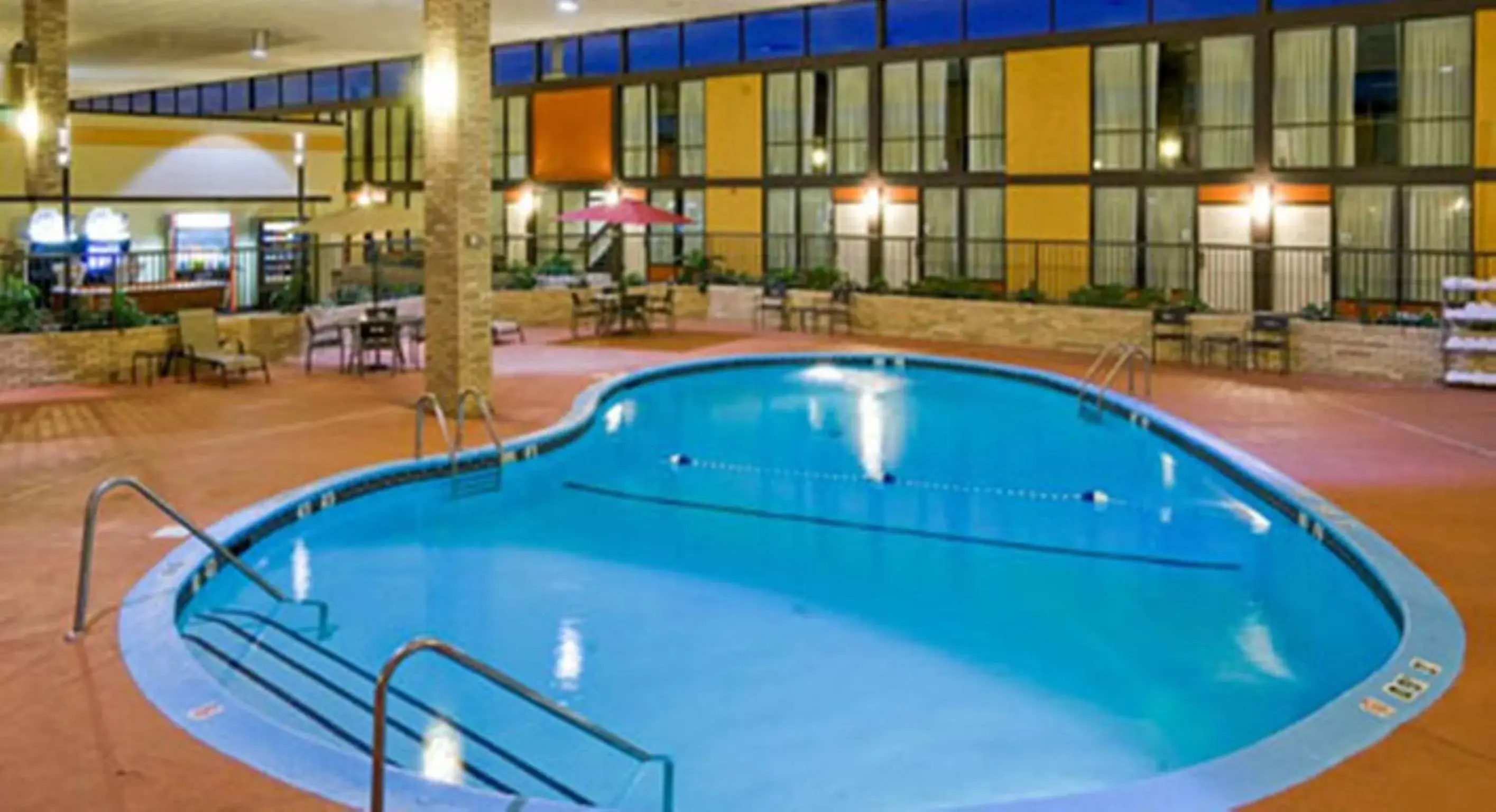 Swimming Pool in Wyndham Garden Oklahoma City Airport Near Downtown