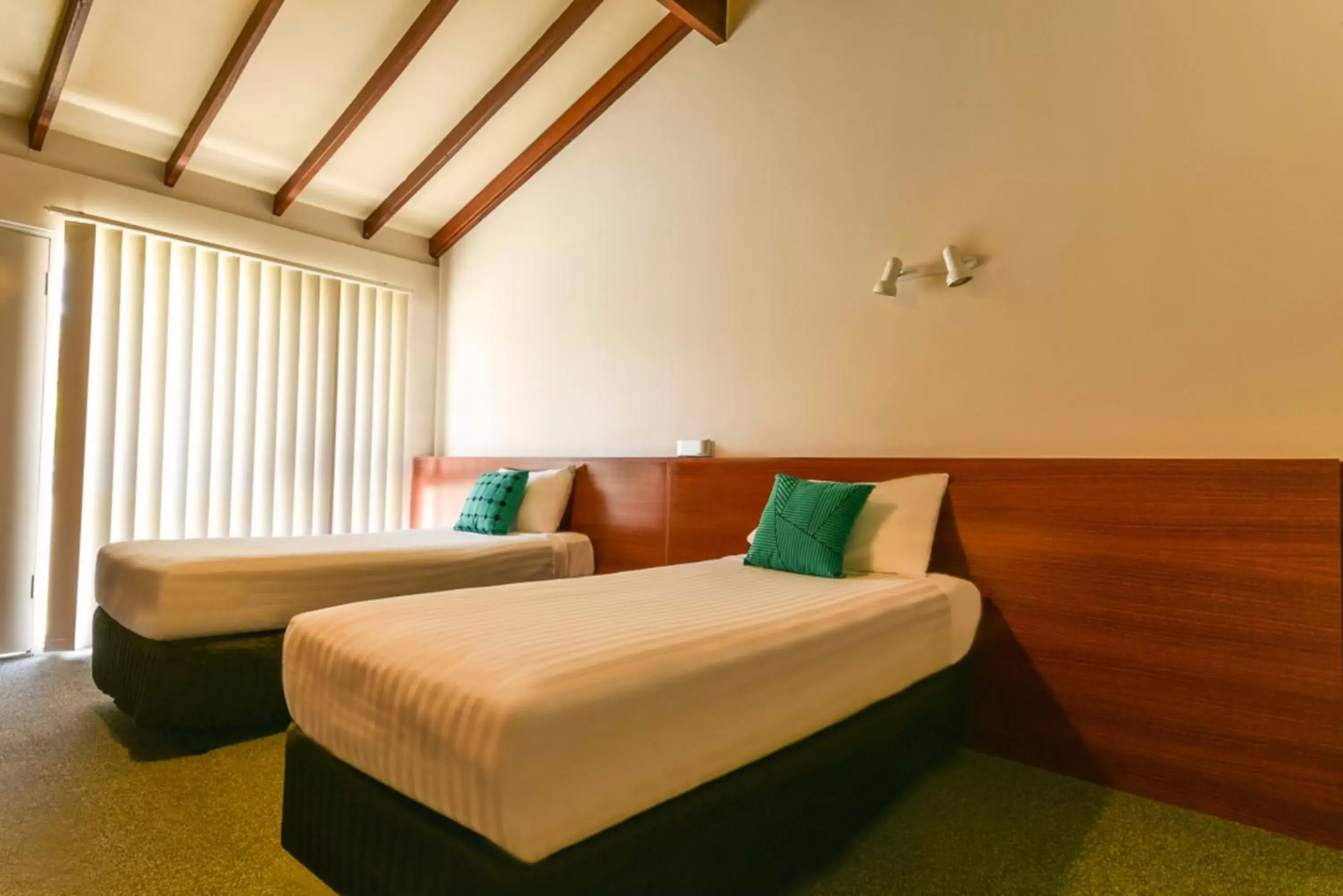 Bedroom, Bed in Sanno Marracoonda Perth Airport Hotel