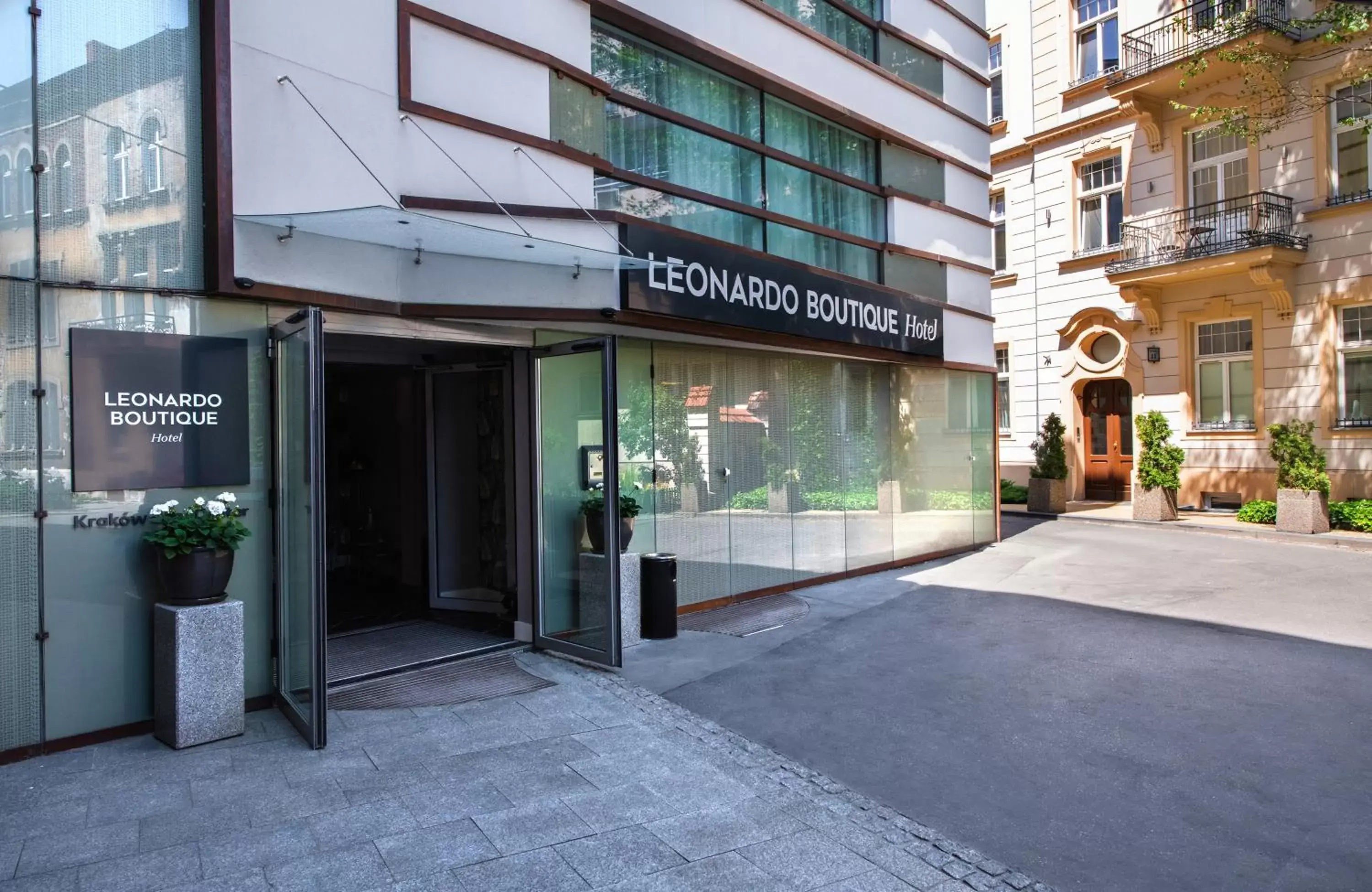 Facade/entrance in Leonardo Boutique Hotel Krakow City Center