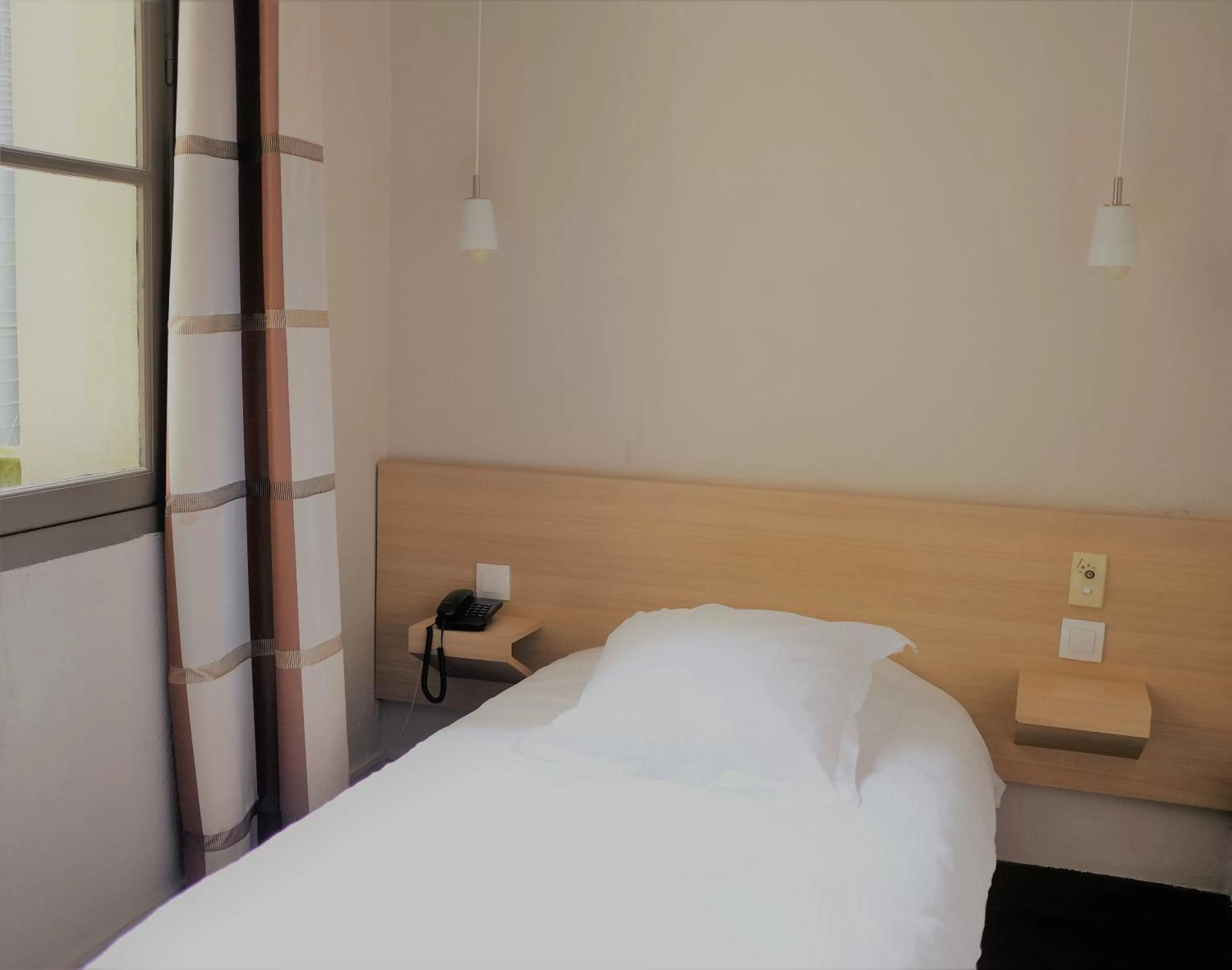 Bedroom, Bed in Hotel Gambetta