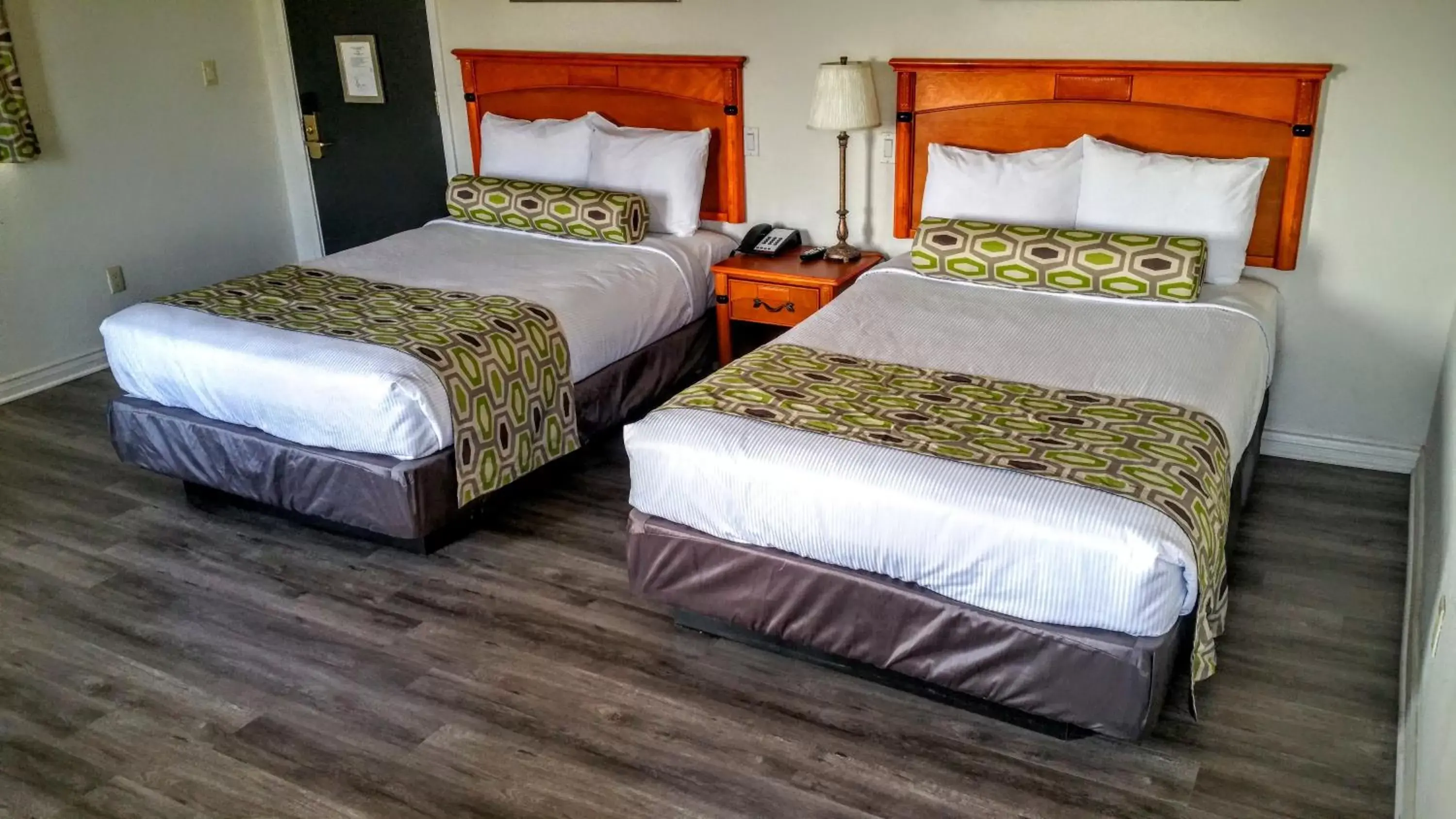 Bedroom, Room Photo in Jewel City Inn