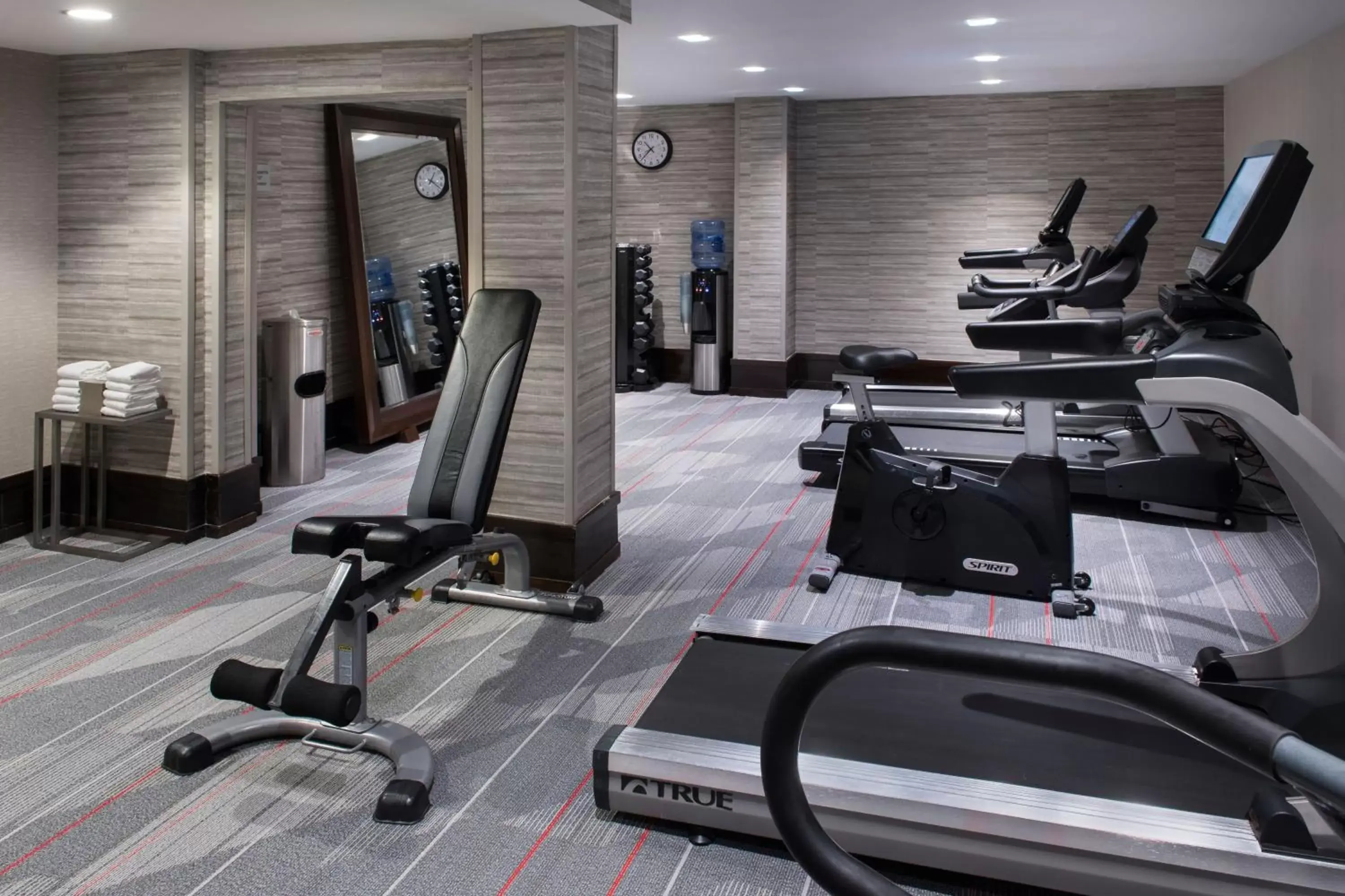 Fitness centre/facilities, Fitness Center/Facilities in Courtyard Newburgh Stewart Airport