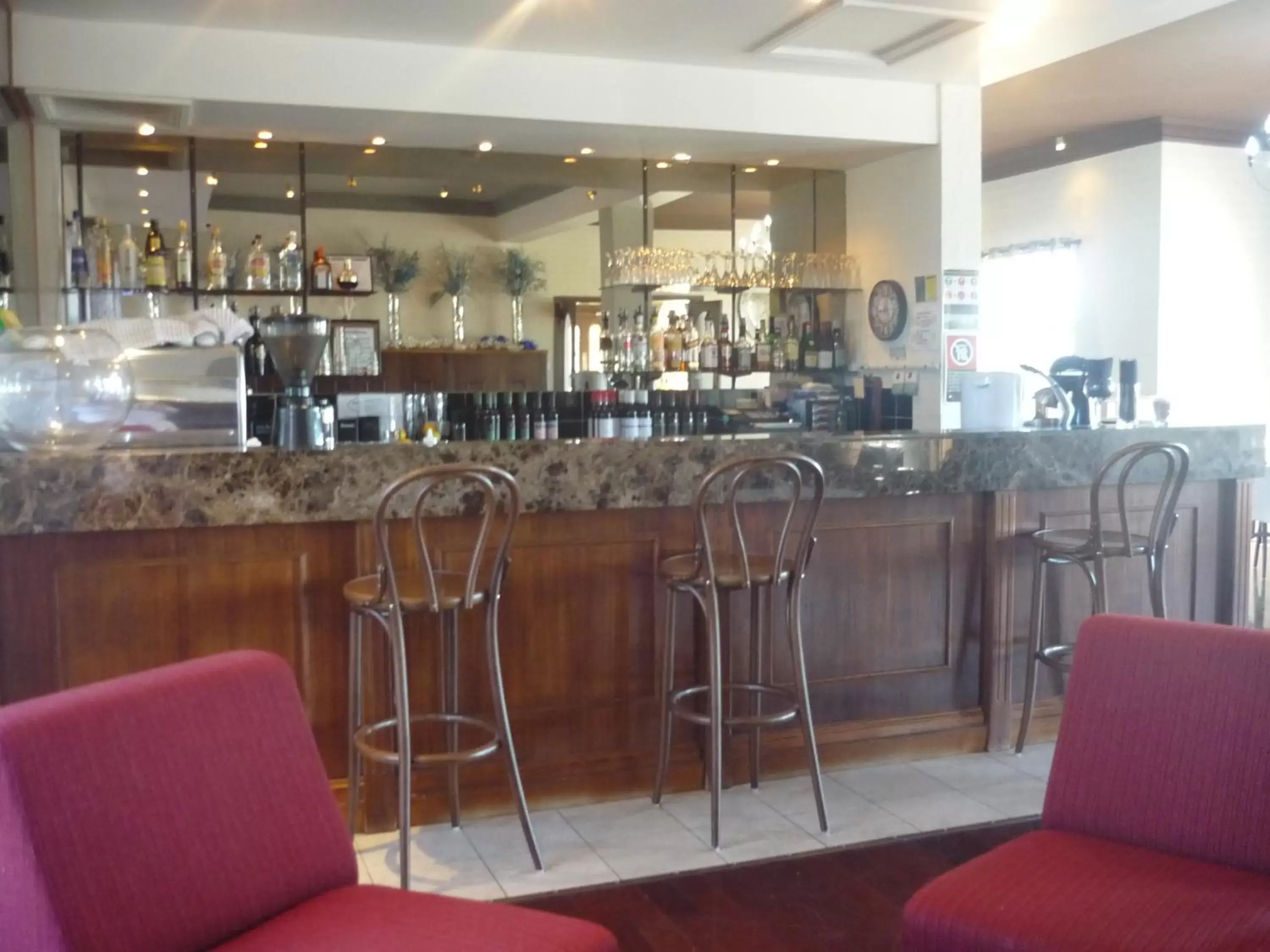Lounge or bar, Restaurant/Places to Eat in Heritage Motor Inn Goulburn