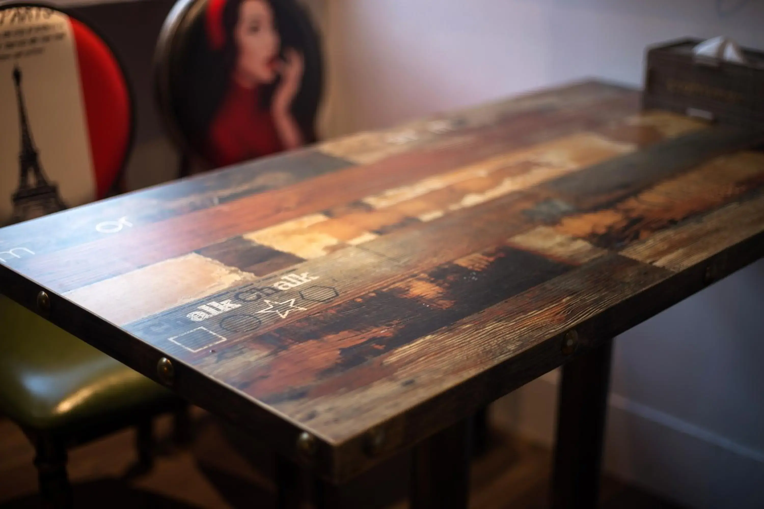 Decorative detail, Dining Area in You Worth Inn