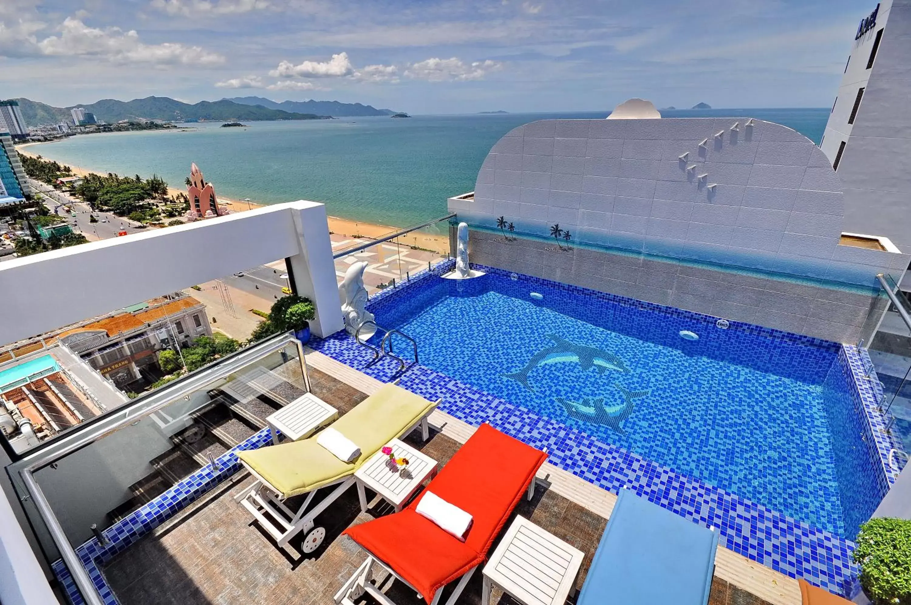 Swimming pool, Pool View in Boss Hotel