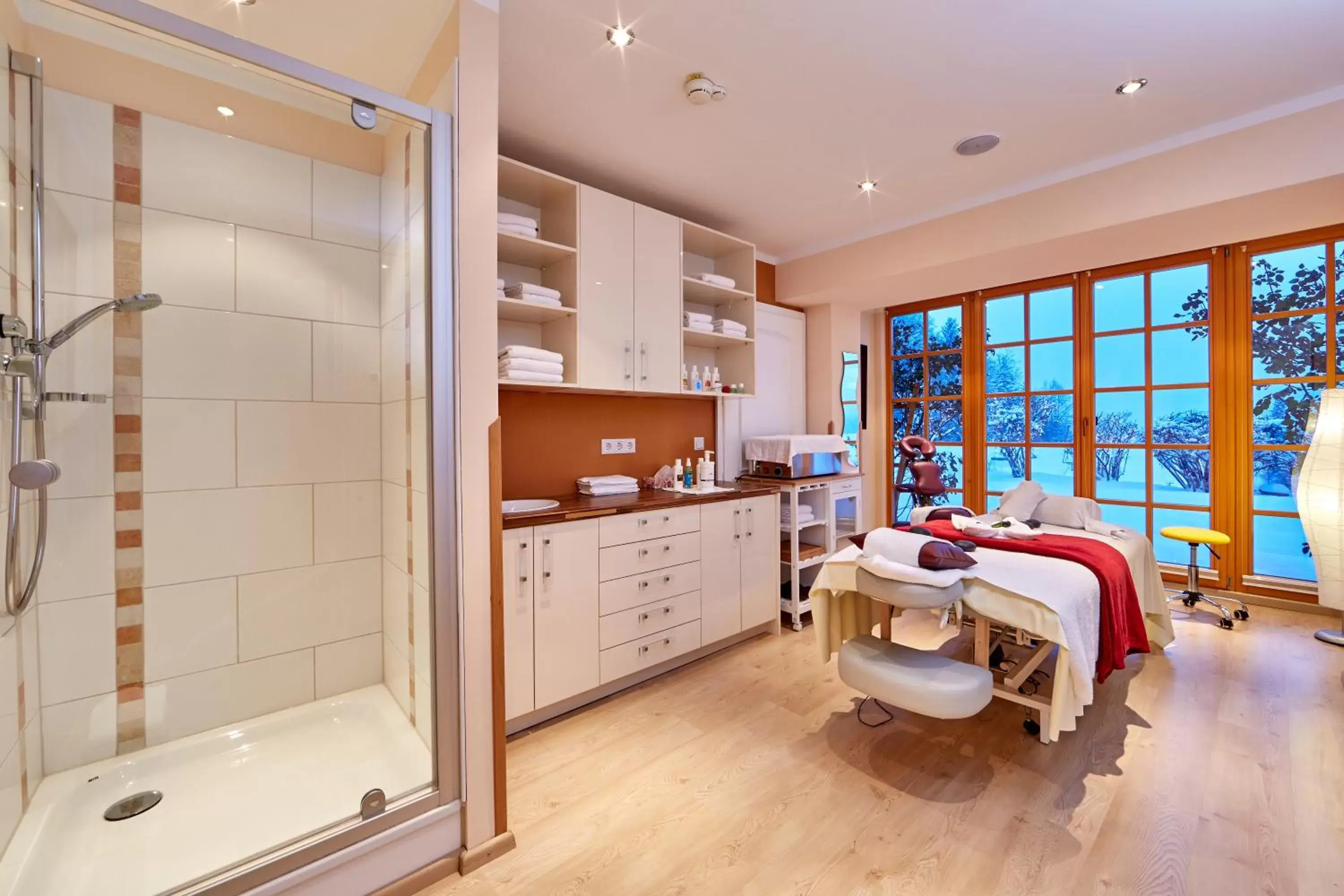 Spa and wellness centre/facilities, Kitchen/Kitchenette in Romantik Alpenhotel Waxenstein