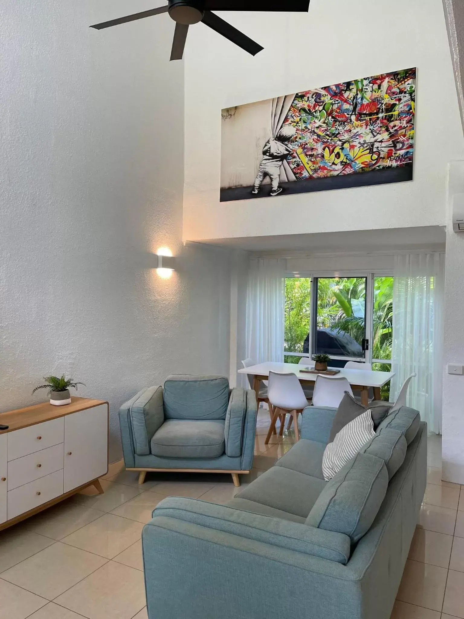 Living room, Seating Area in Reef Resort Villas Port Douglas