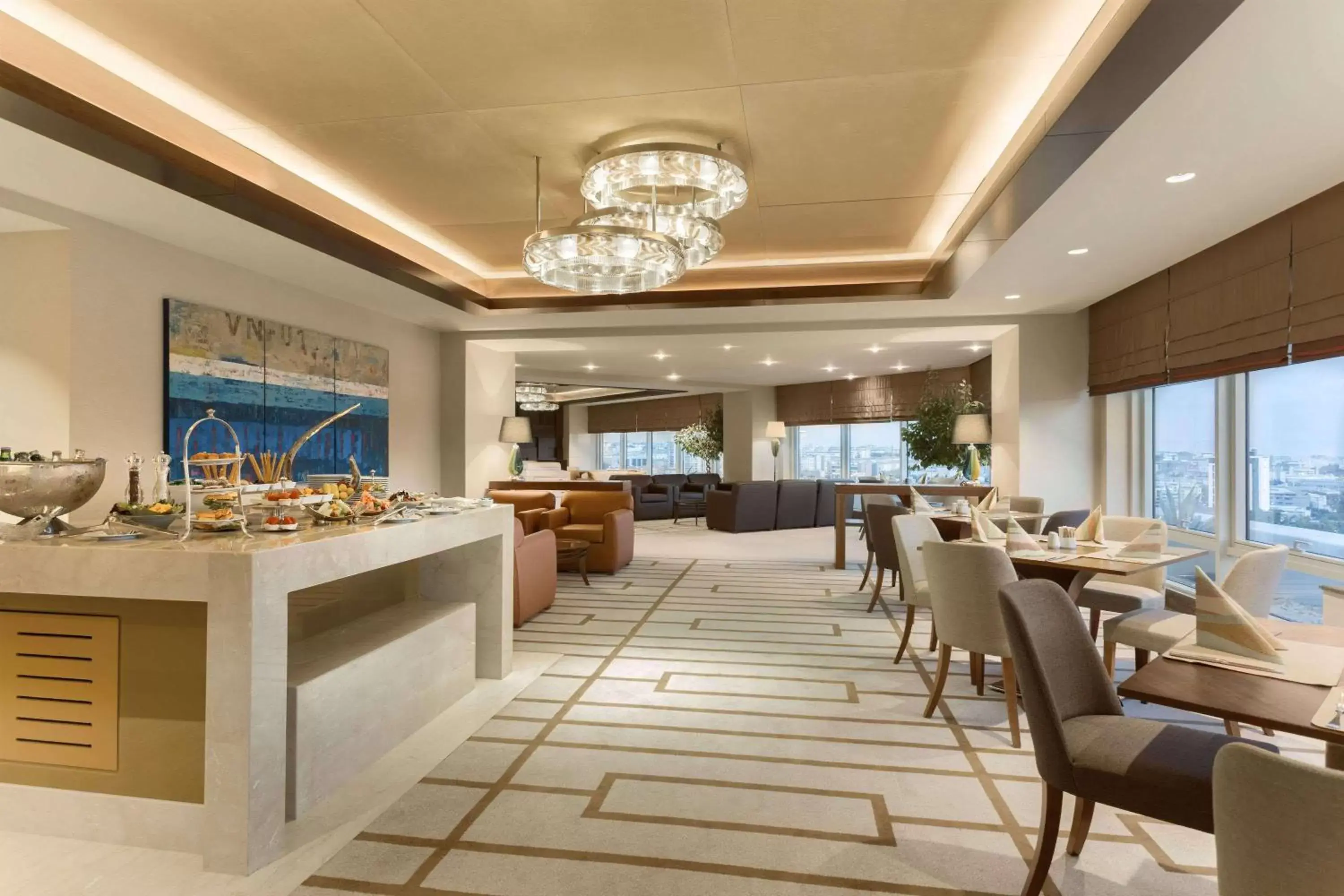 Lounge or bar, Restaurant/Places to Eat in Wyndham Grand Istanbul Europe