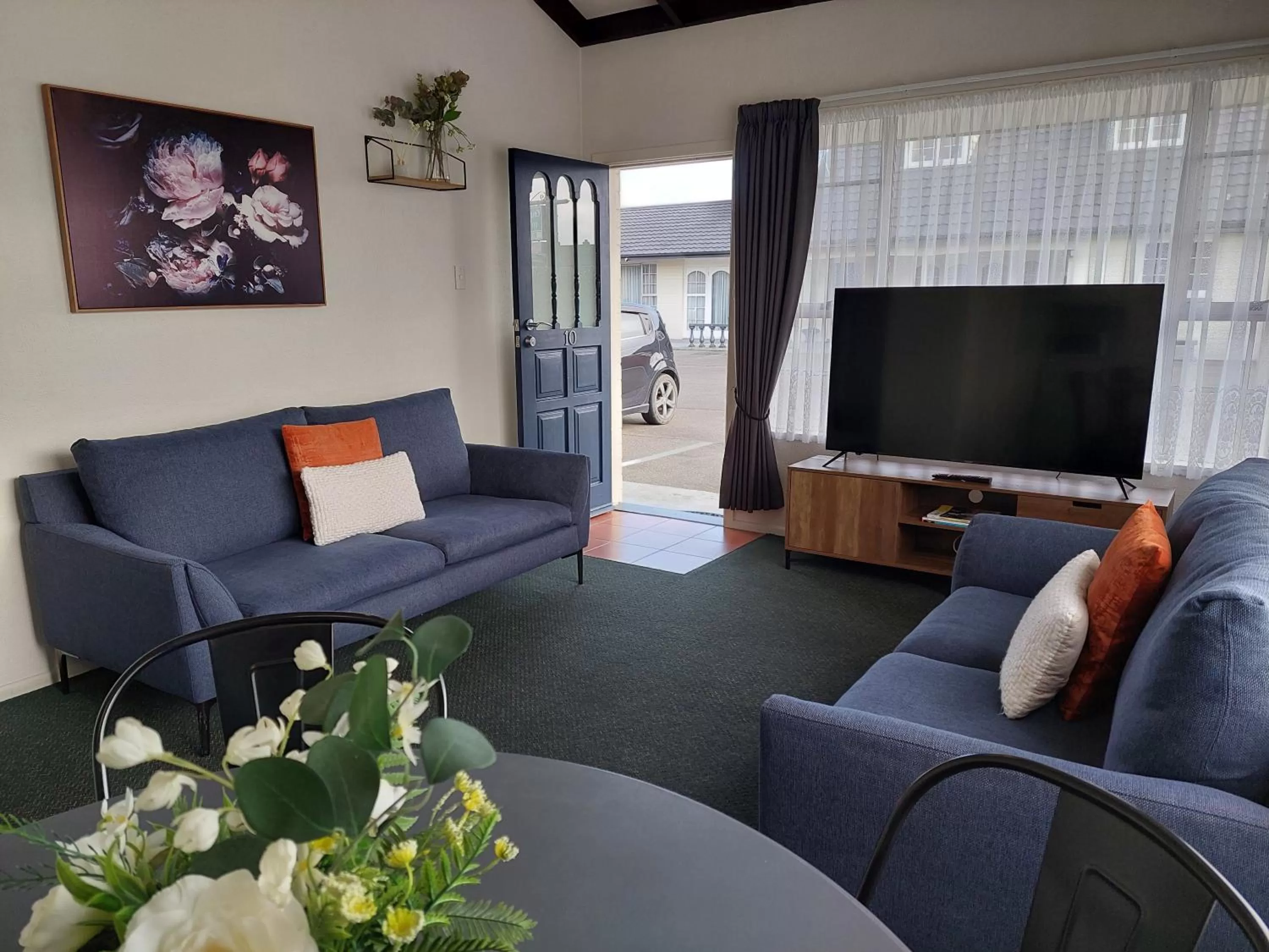 Living room in Colonial on Tay