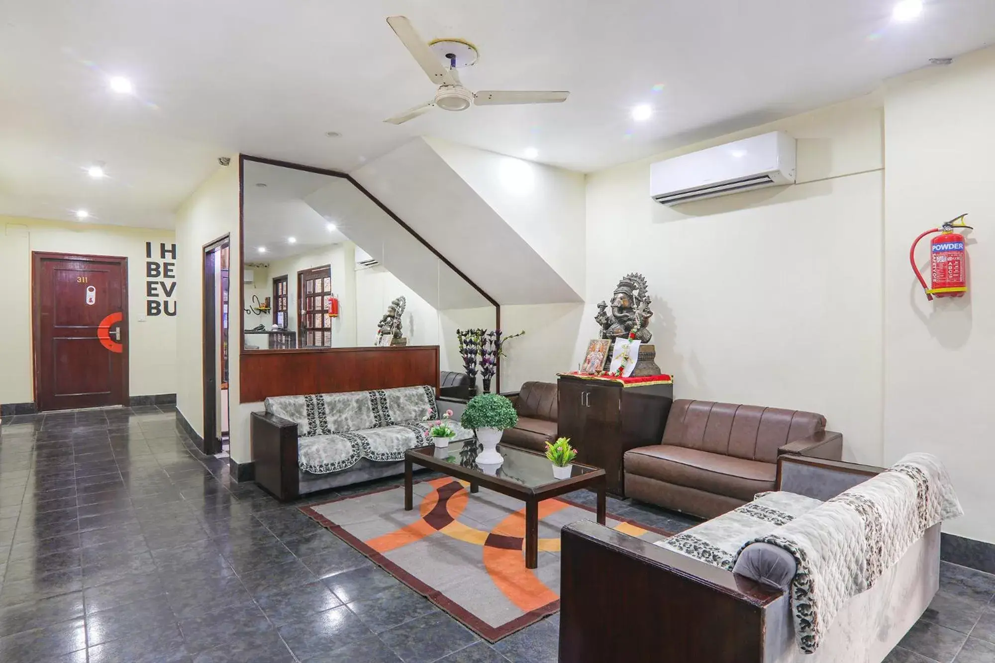 Seating area, Lobby/Reception in Hotel Presidency Inn