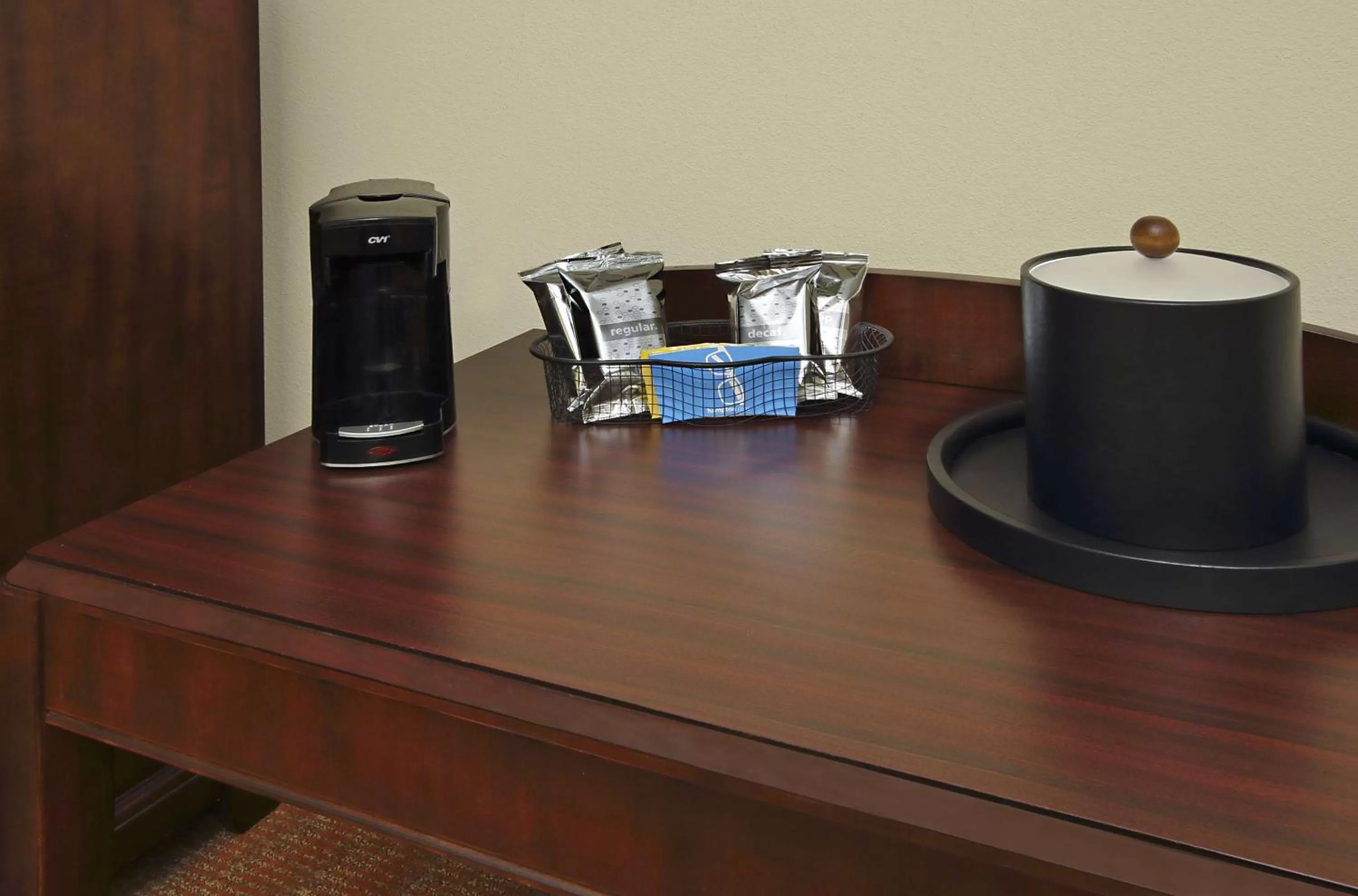 Photo of the whole room in Hampton Inn & Suites Conroe I 45 North