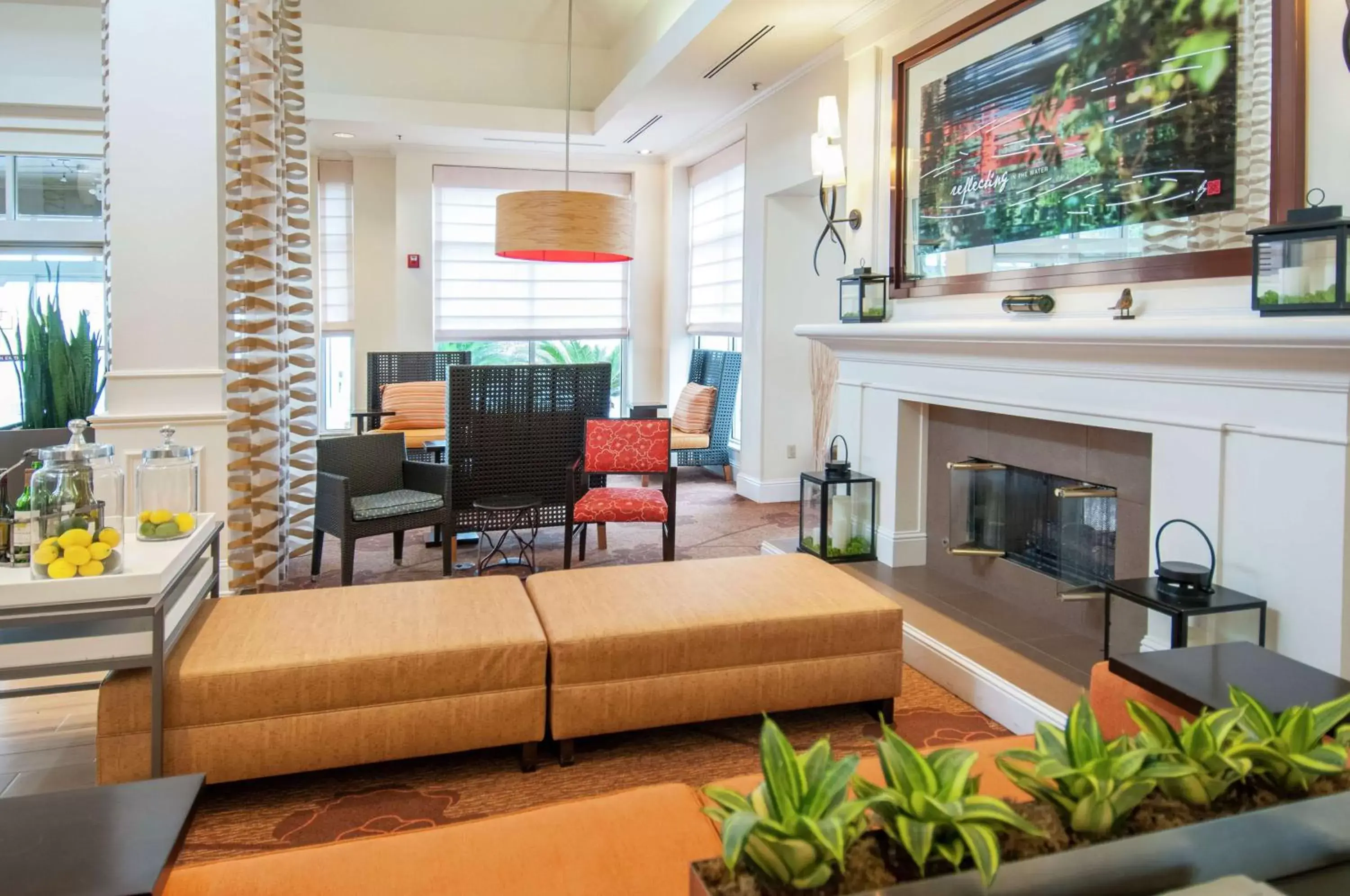 Lobby or reception, Lounge/Bar in Hilton Garden Inn New Orleans Airport