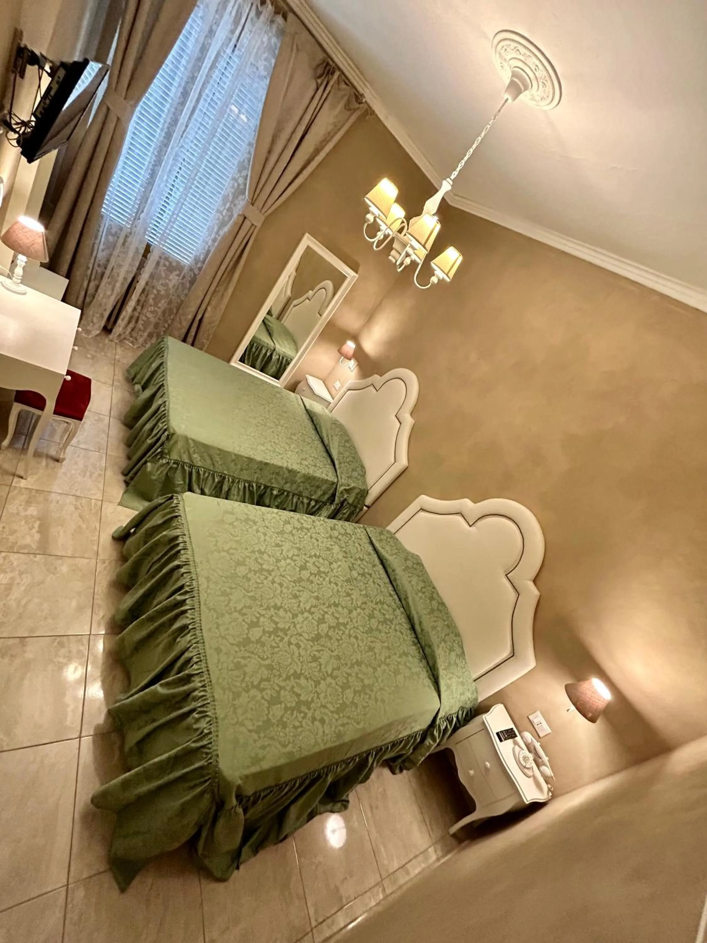 Bed in Boutique Hotel Calais Milano