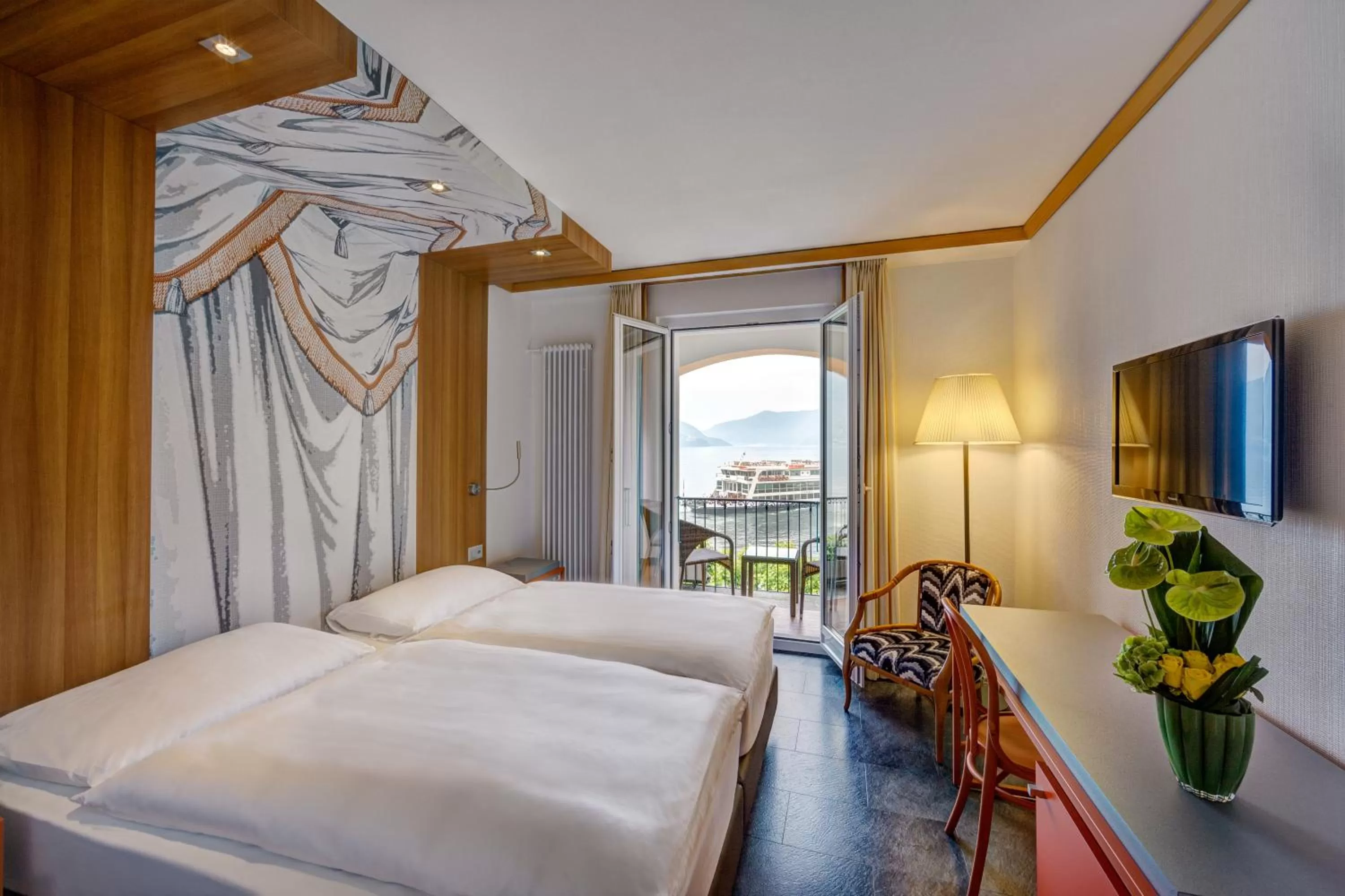 Balcony/Terrace, Bed in Albergo Carcani by Ketty & Tommy
