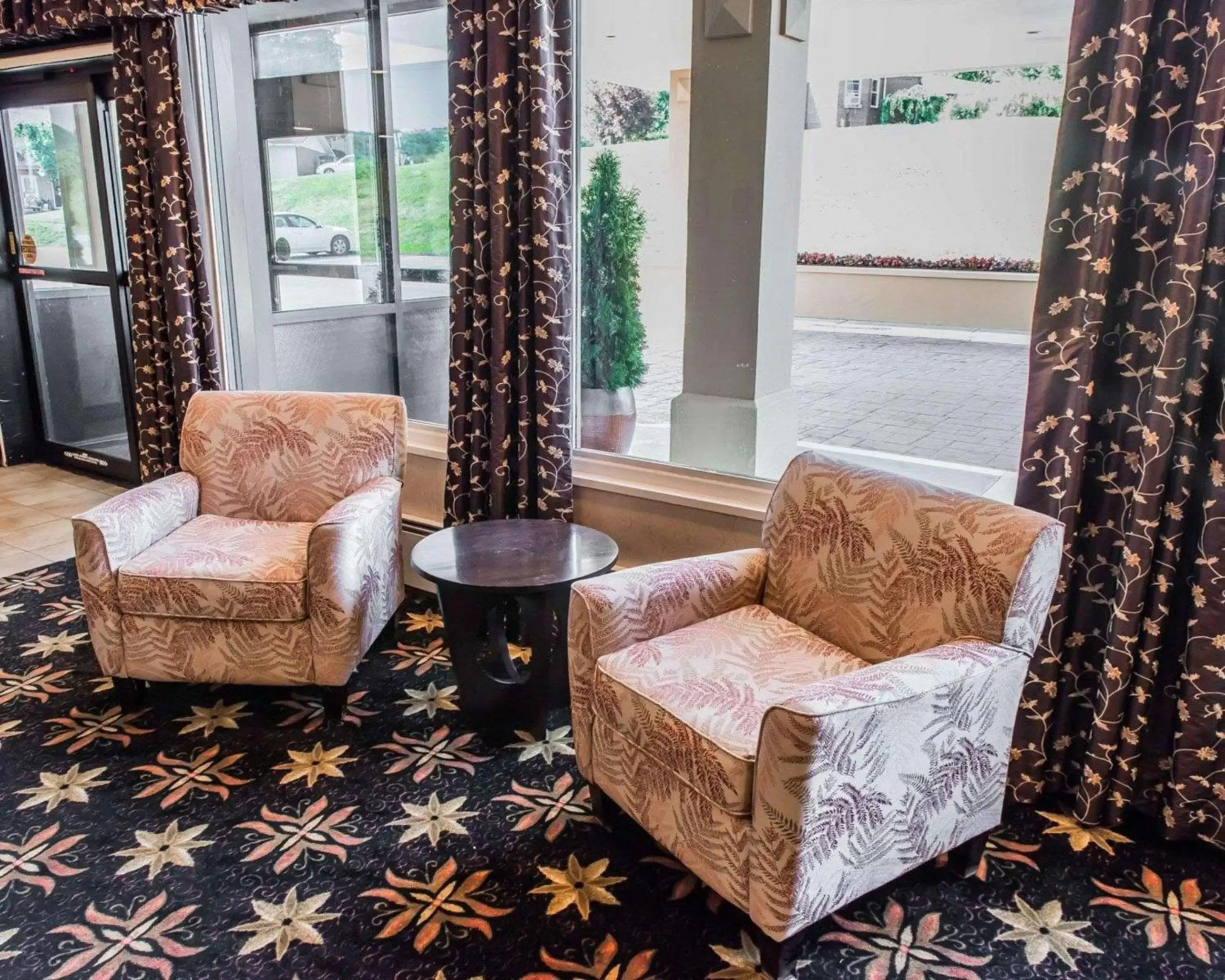 Lobby or reception, Seating Area in Comfort Inn Somerset