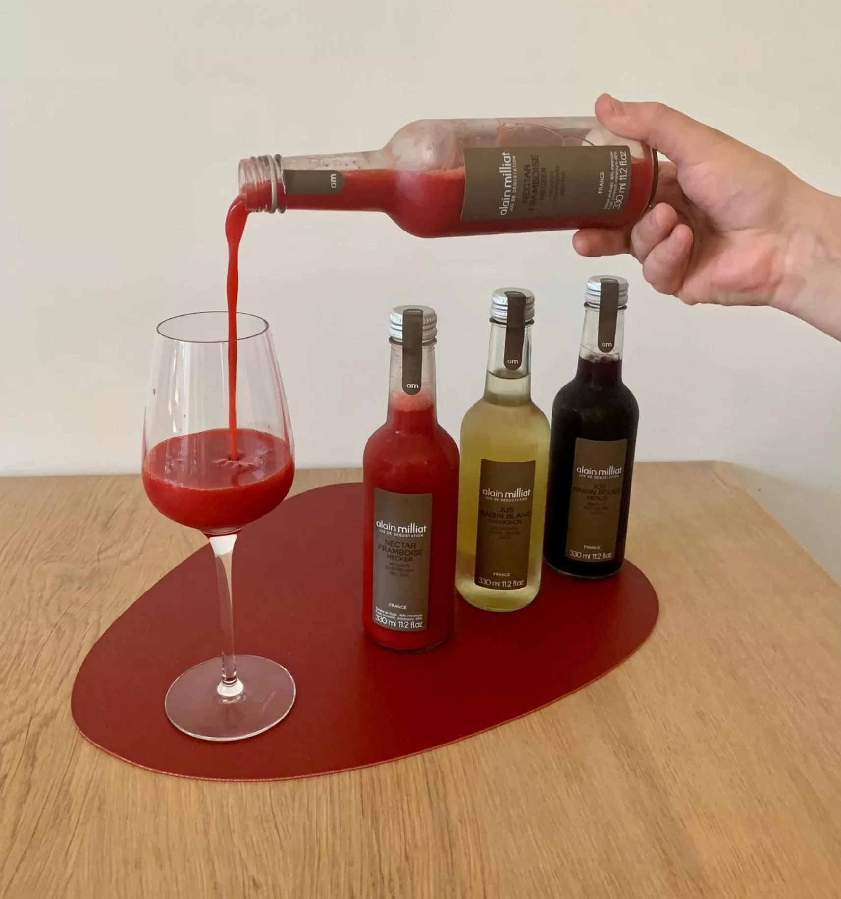 Drinks in Villa Harriet