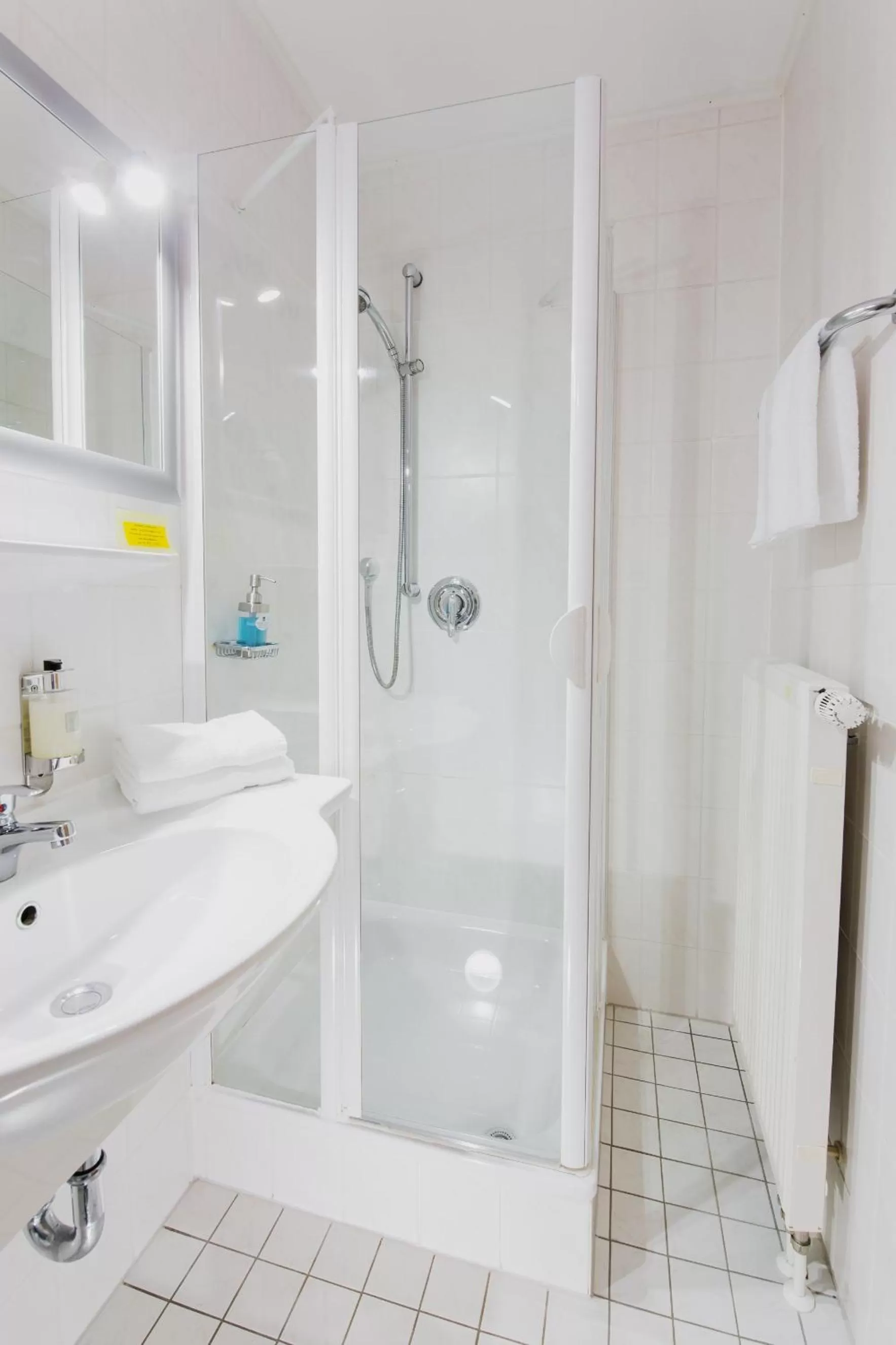 Shower in Klassik Hotel am Tor