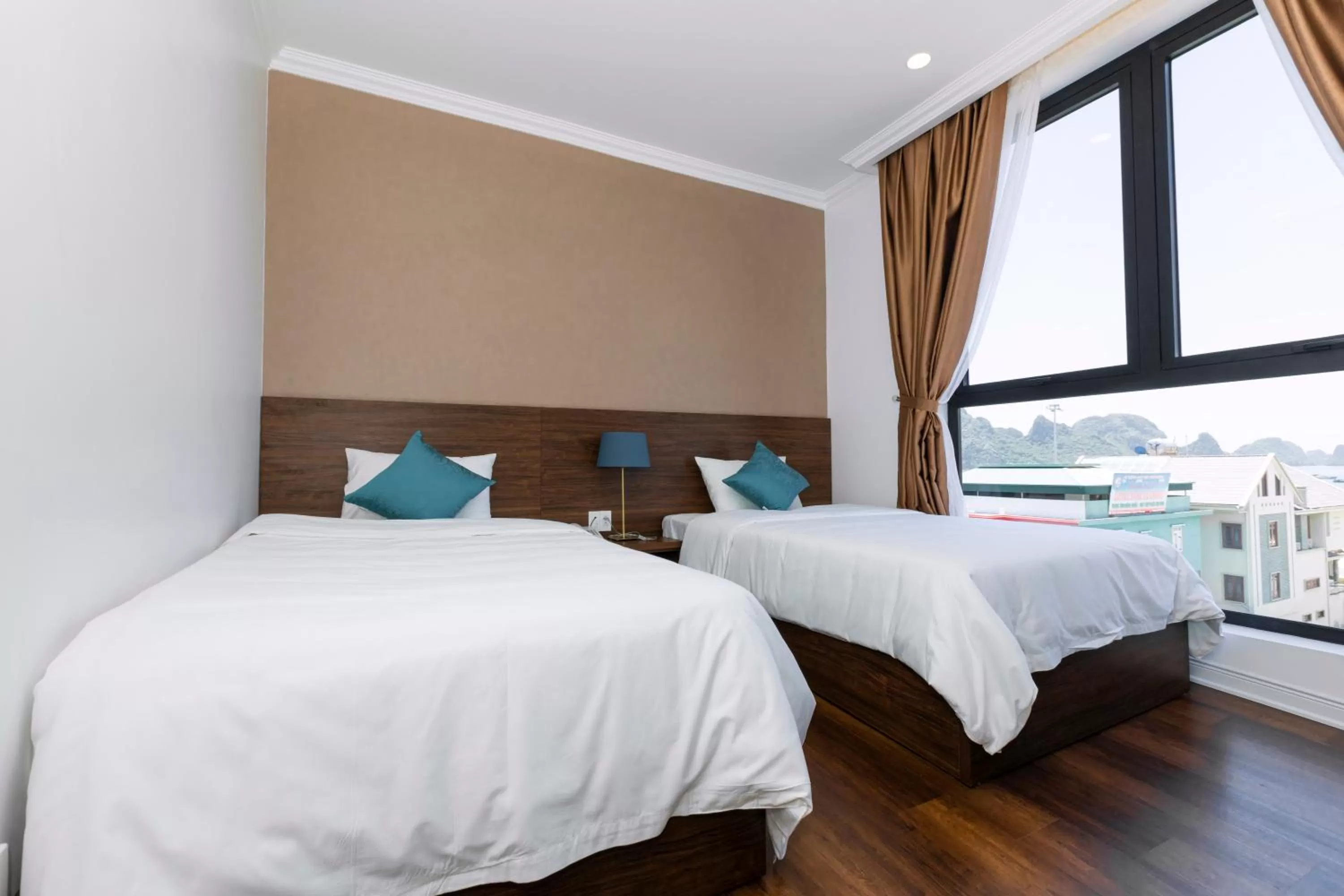 Bedroom in Minh Phong Hotel Ha Long