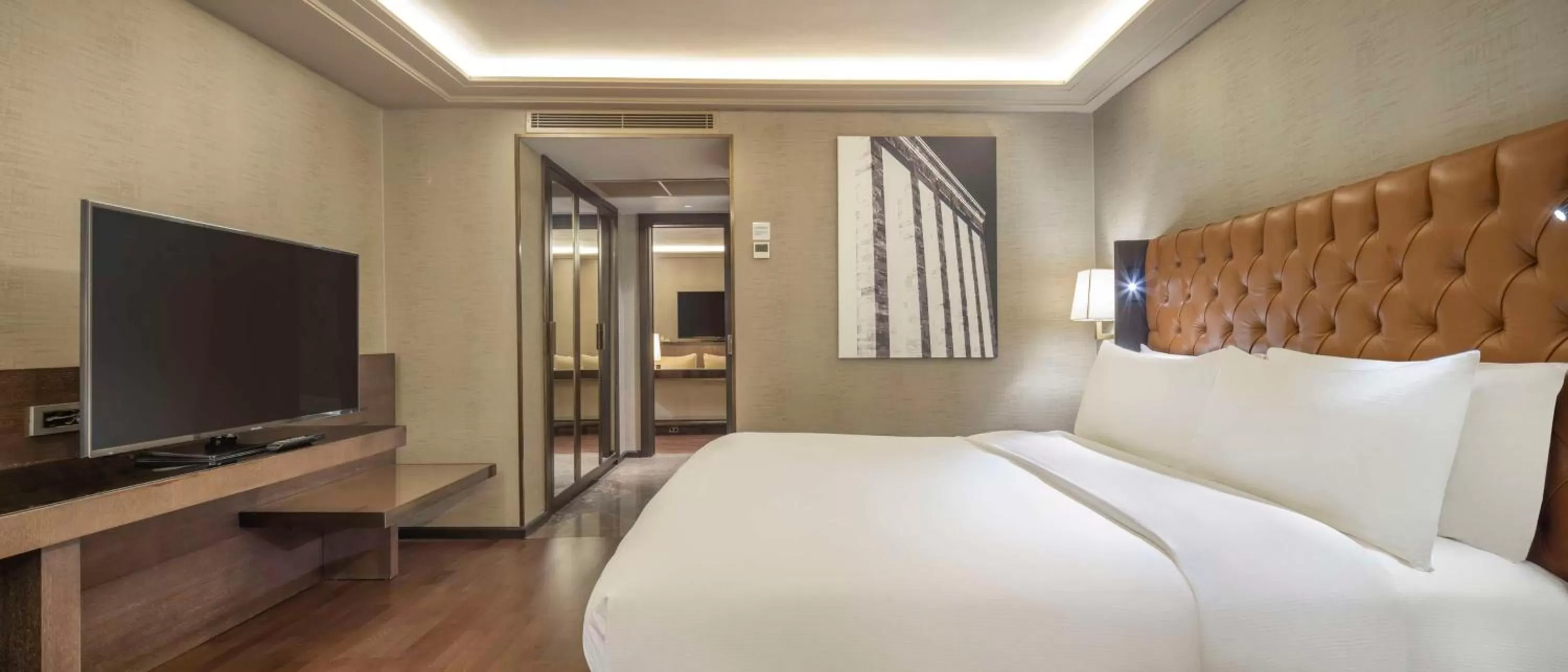 Bed in Ankara HiltonSA