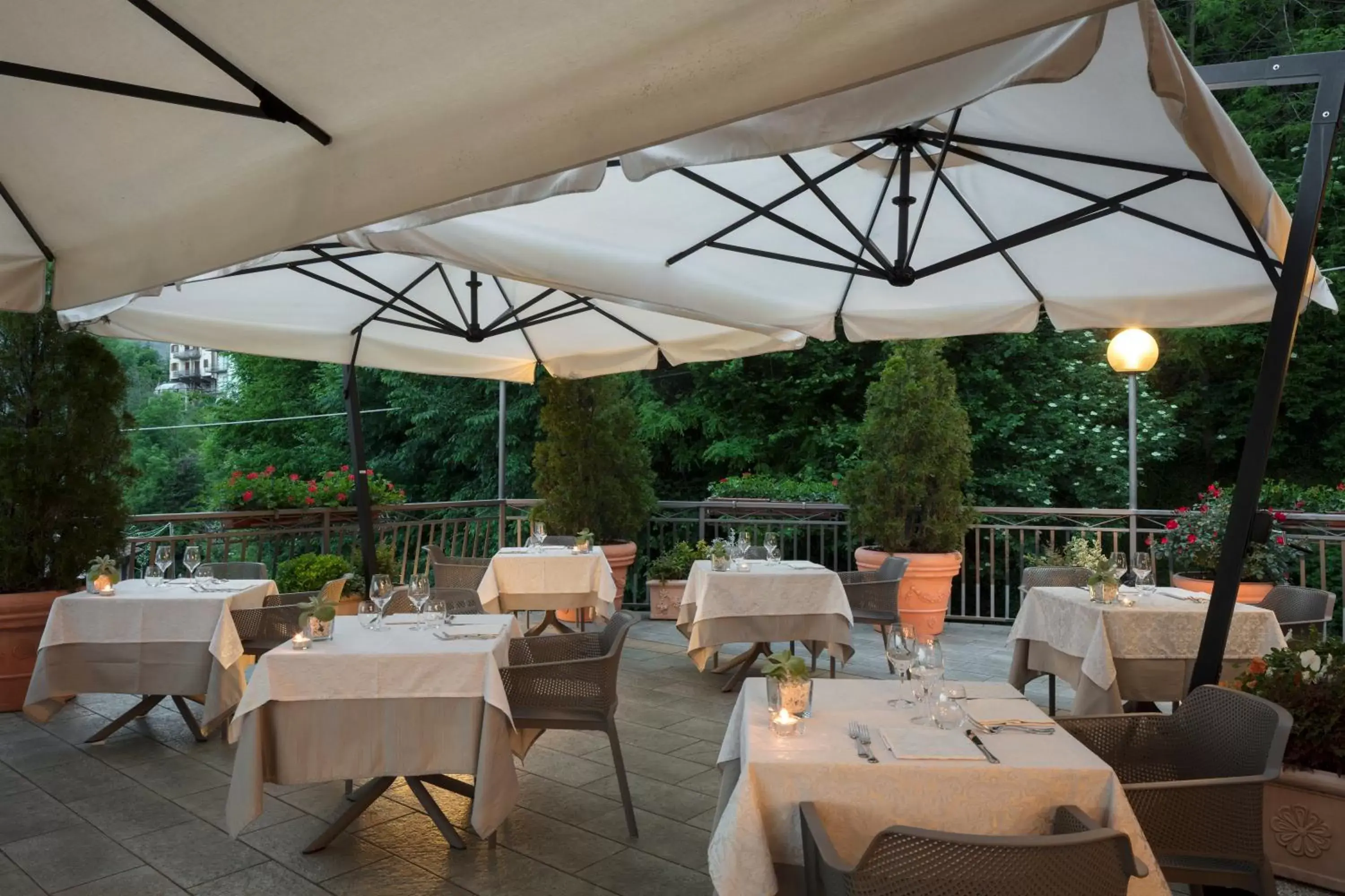 Restaurant/Places to Eat in Hotel Resort & Spa Miramonti