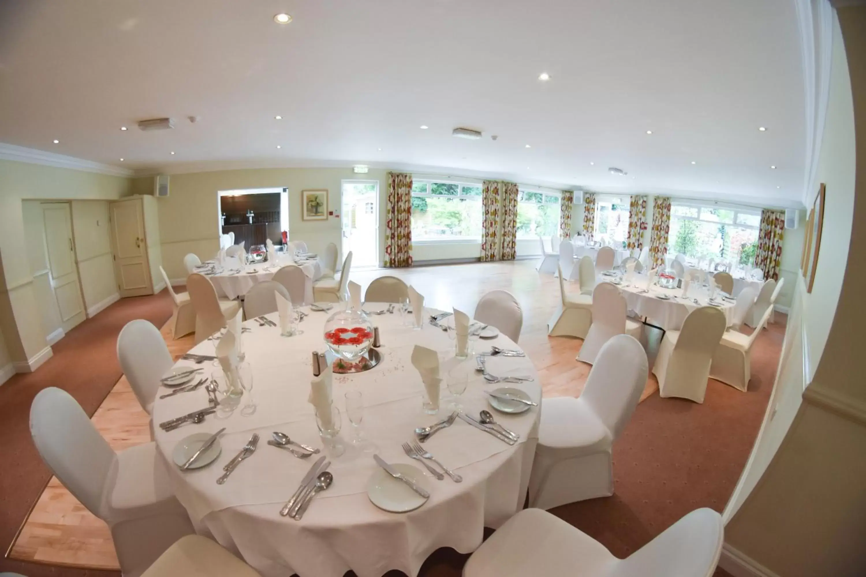 Photo of the whole room, Banquet Facilities in The Mayfair Hotel - OCEANA COLLECTION