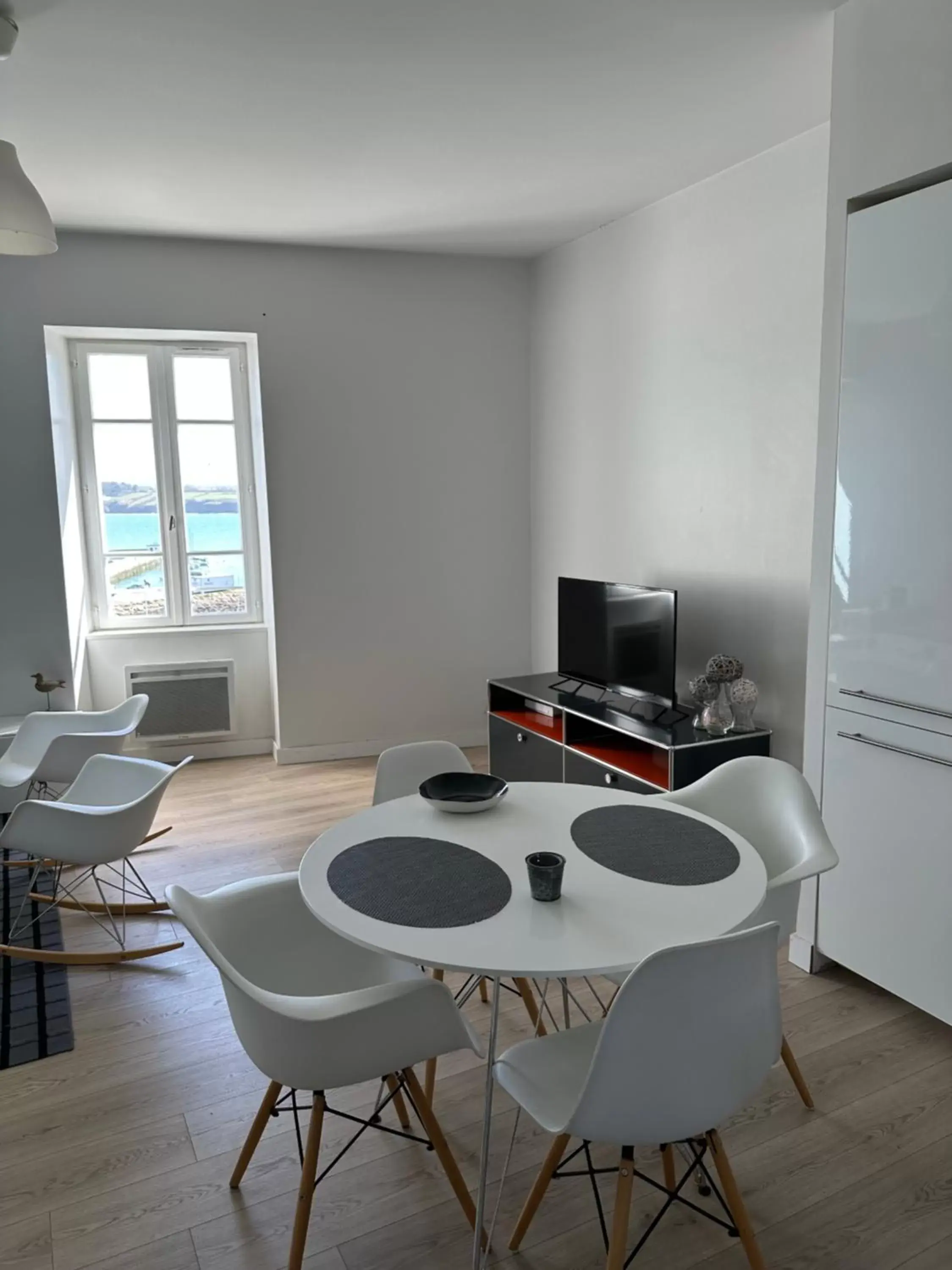 Dining Area in Appartement Design I Port Douarnenez