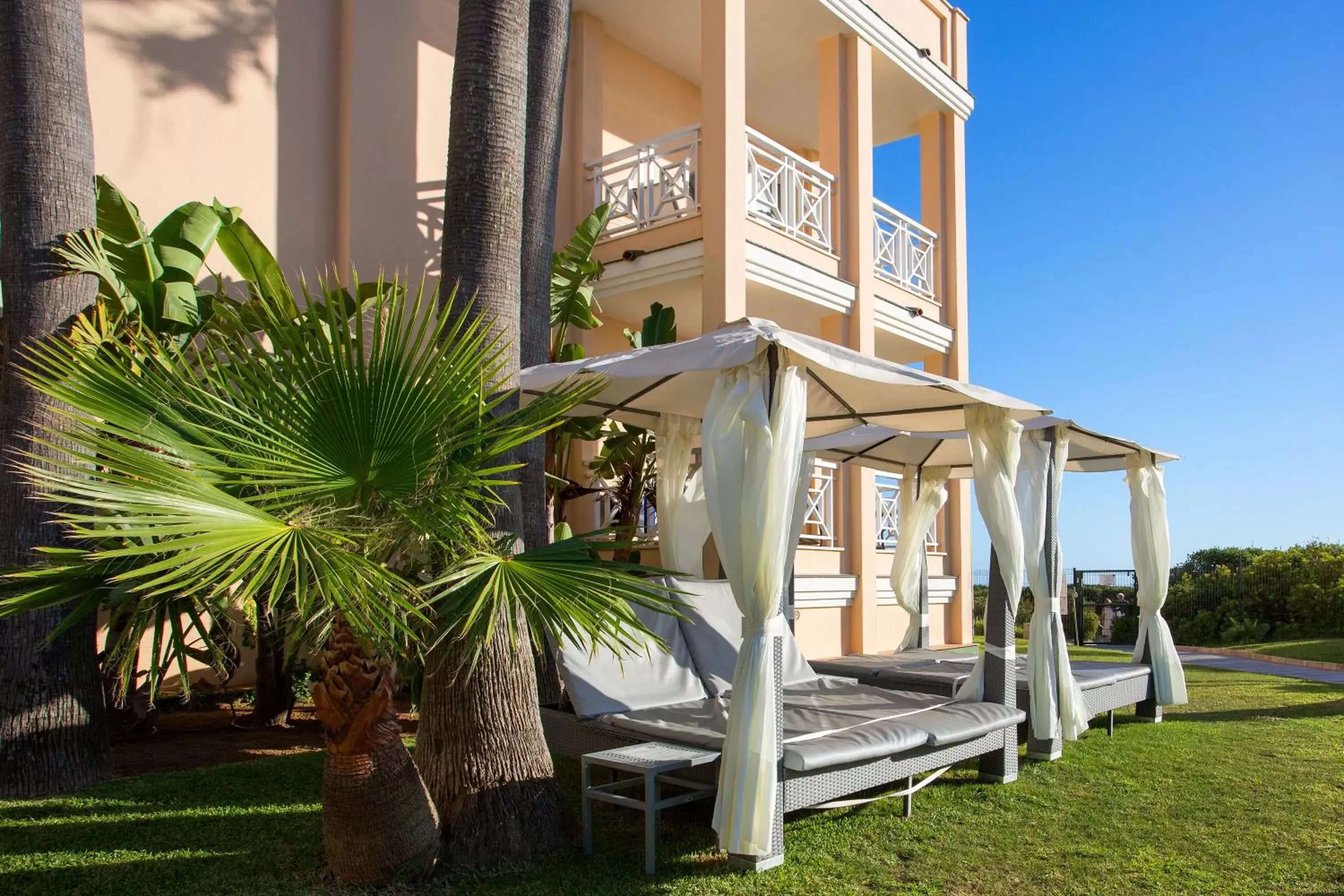 Property building in Hipotels Playa La Barrosa - Adults Only Property building in Hipotels Playa La Barrosa - Adults Only