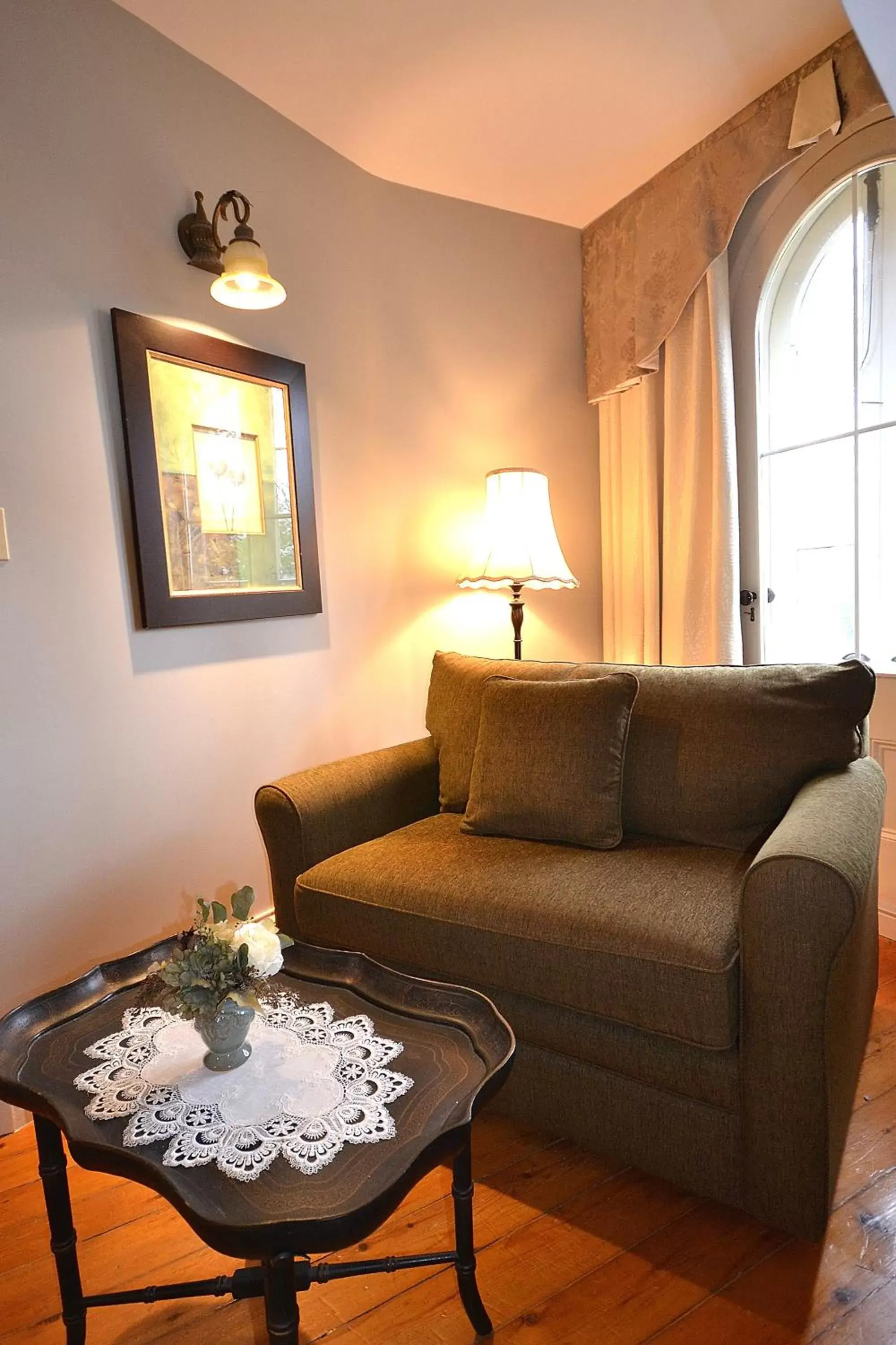 Seating Area in Briarwood Bed & Breakfast