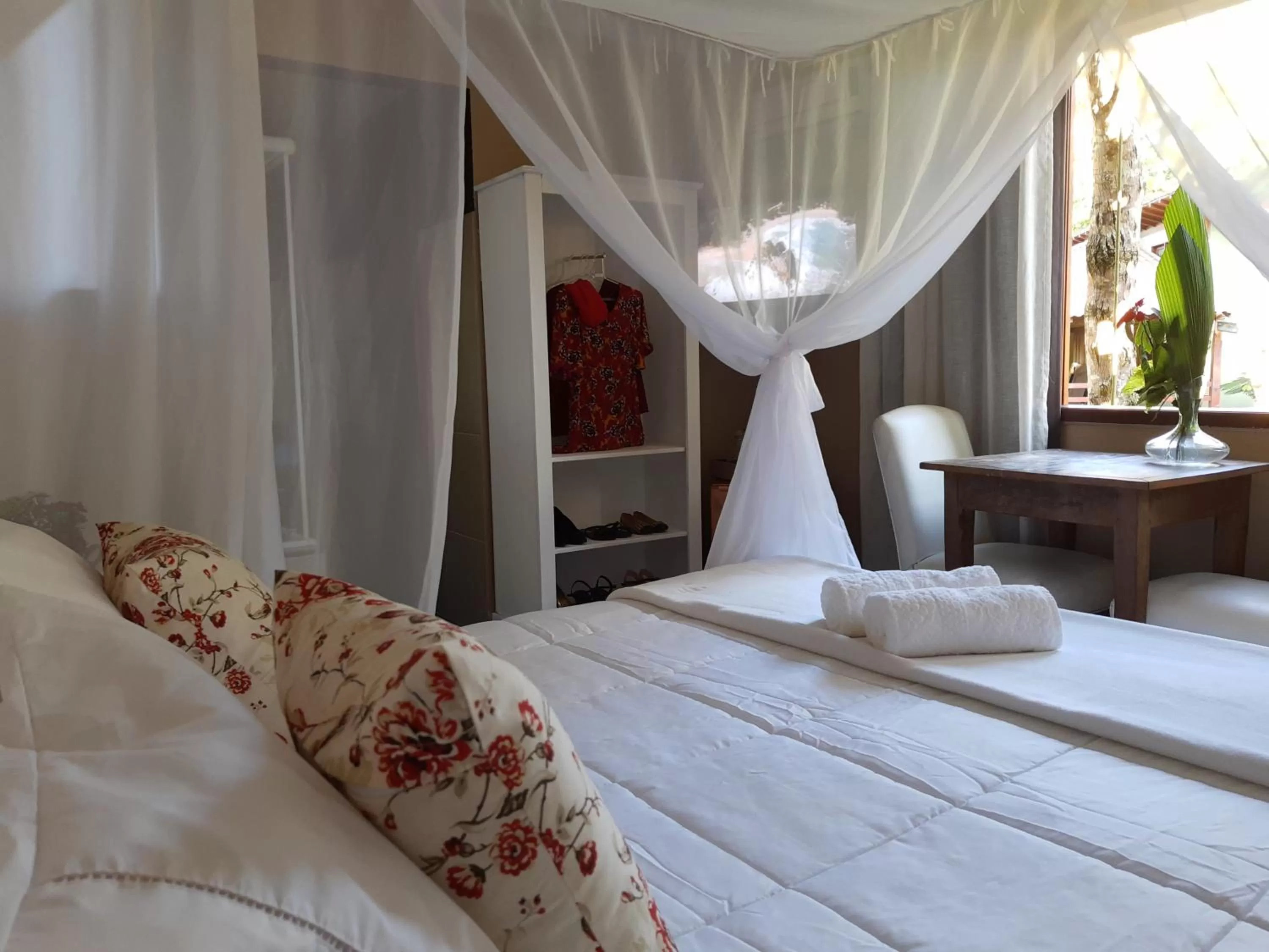 Bed in Magias de Paraty Ecopousada