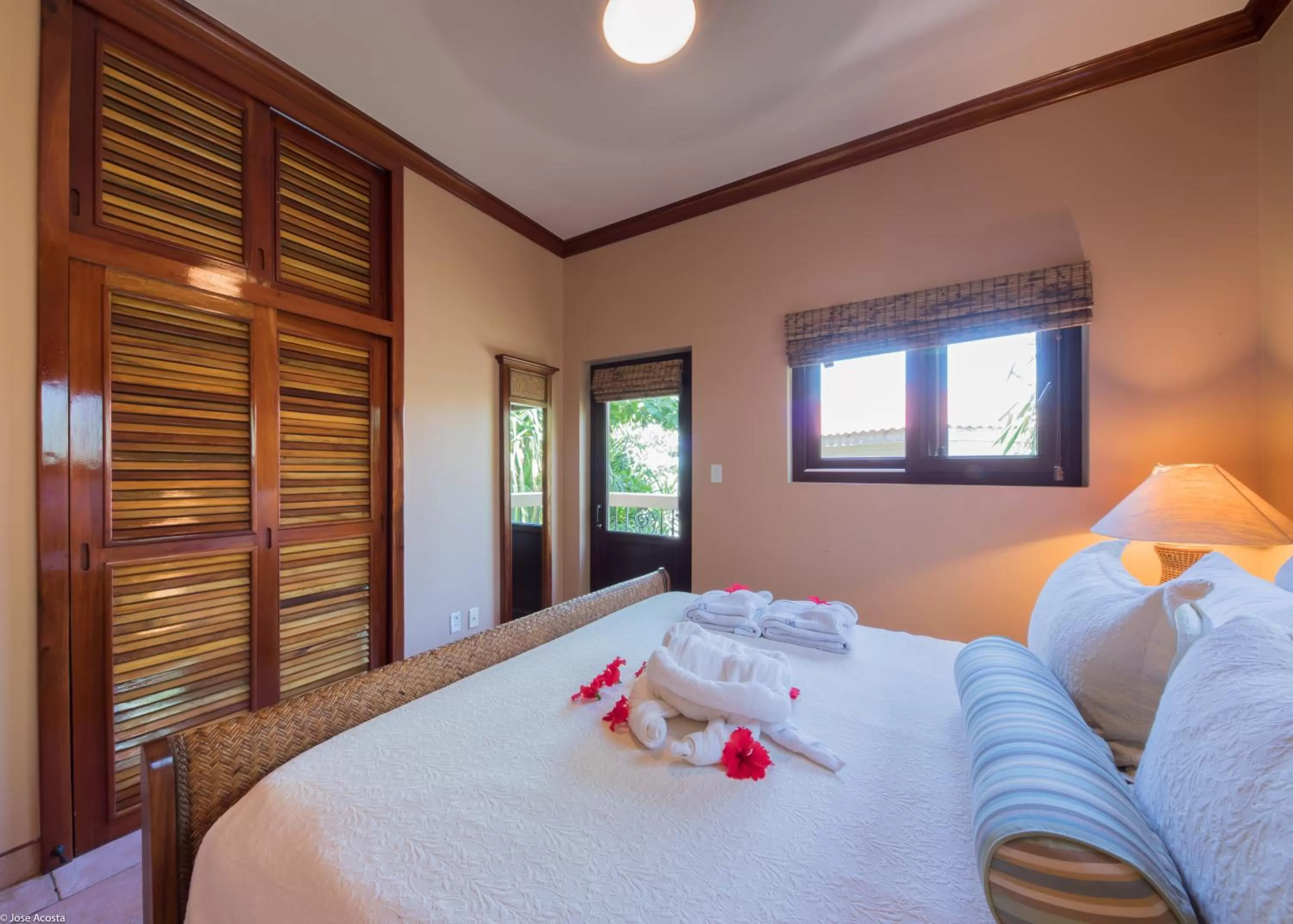 Bedroom, Bed in Coco Beach Resort
