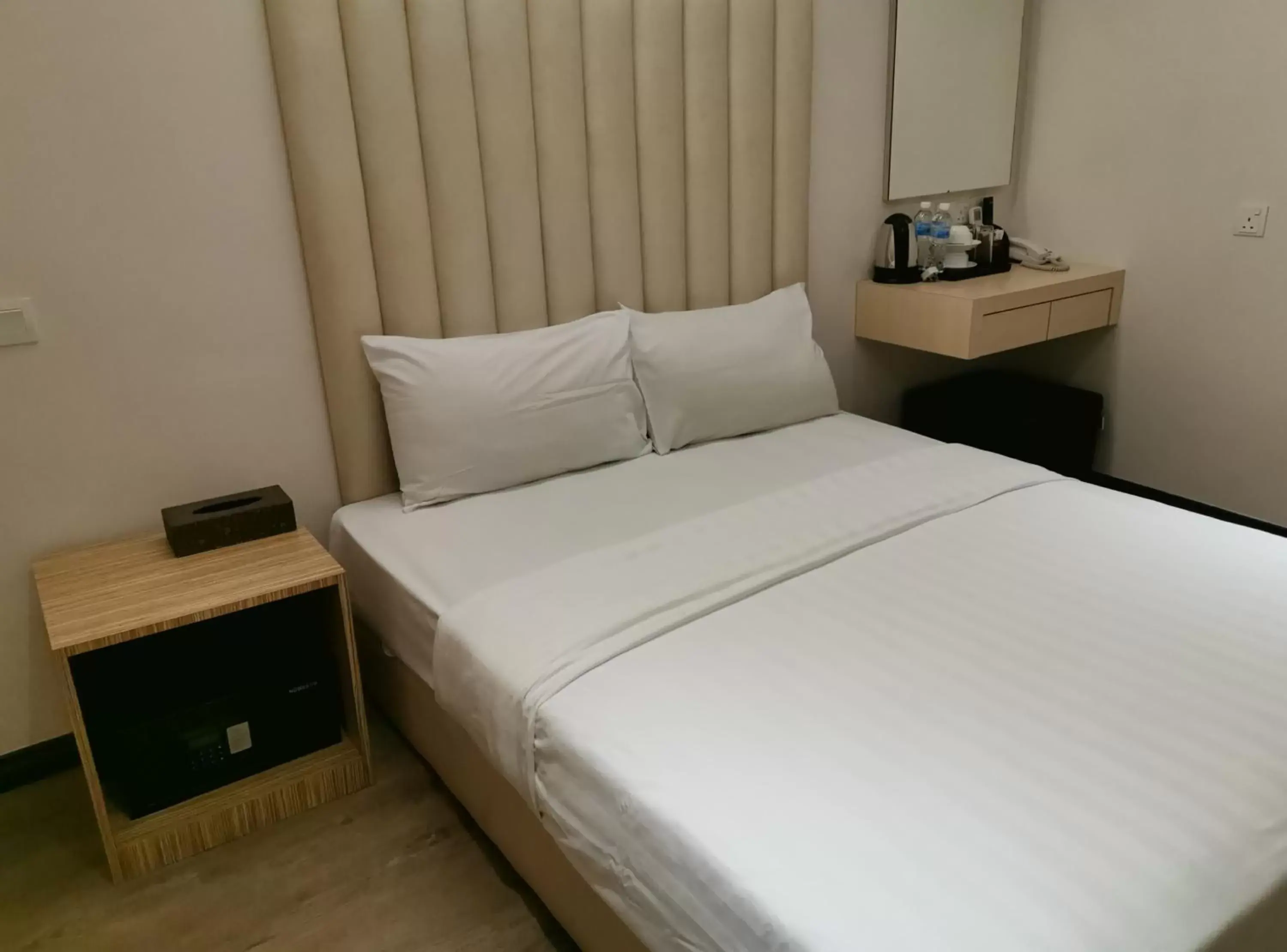 Bed in Ease Hotel Bed in Ease Hotel