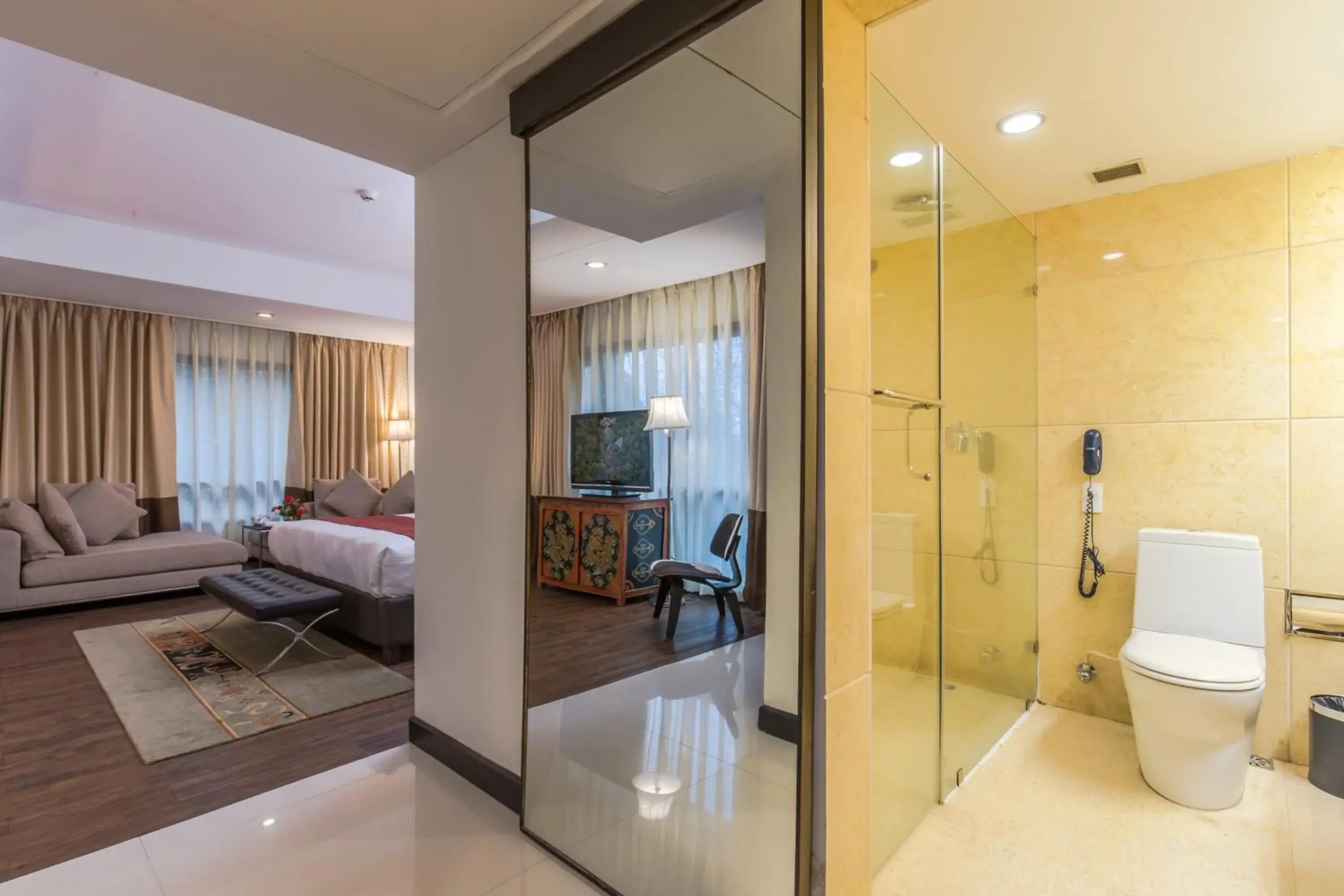 Bathroom in Hotel Himalaya