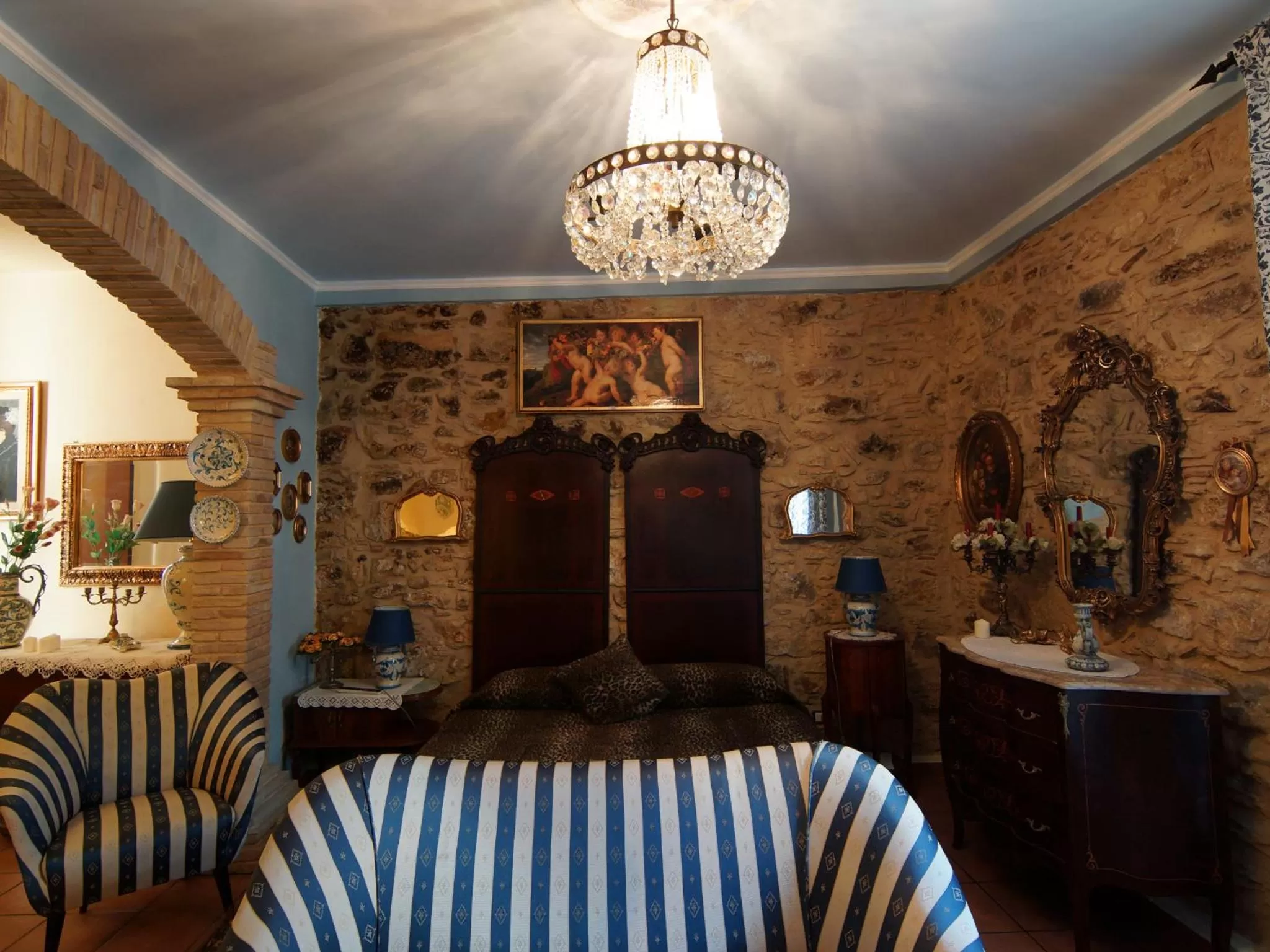 Decorative detail in Kimera